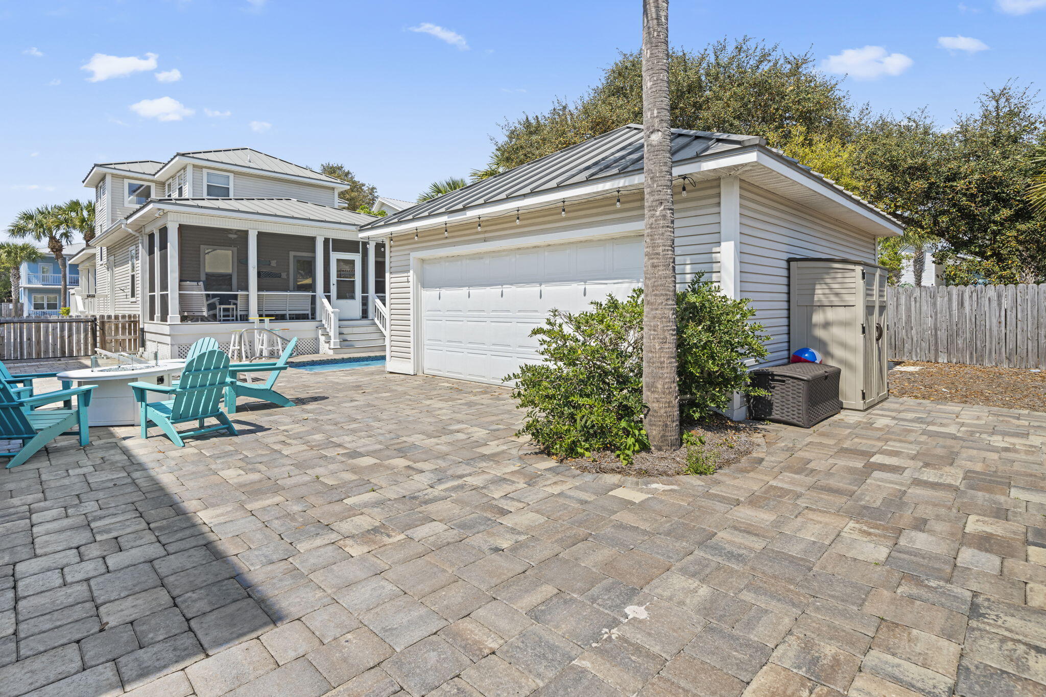 CRYSTAL BEACH - Residential