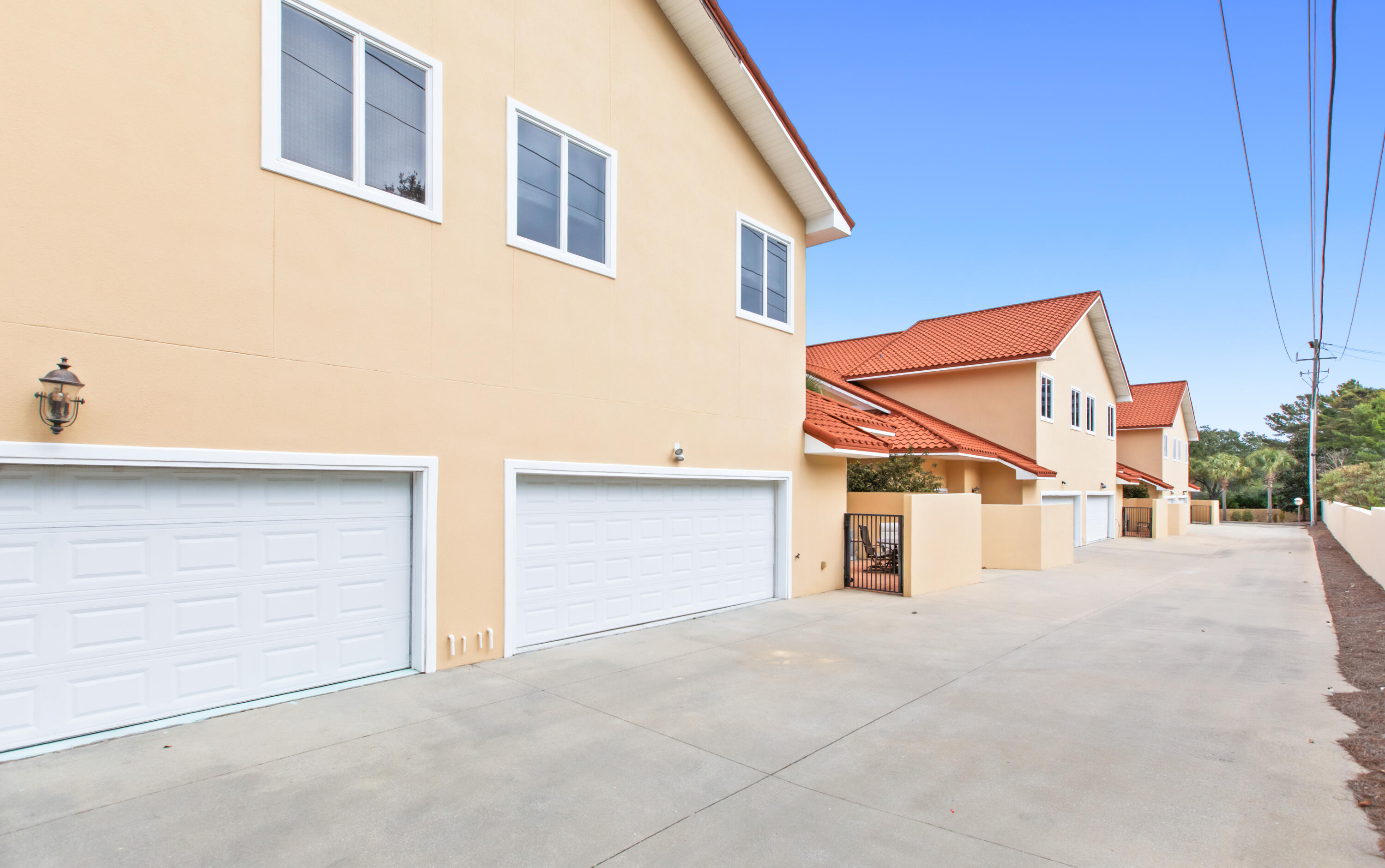 CAPTIVA AT TOPS'L - Residential