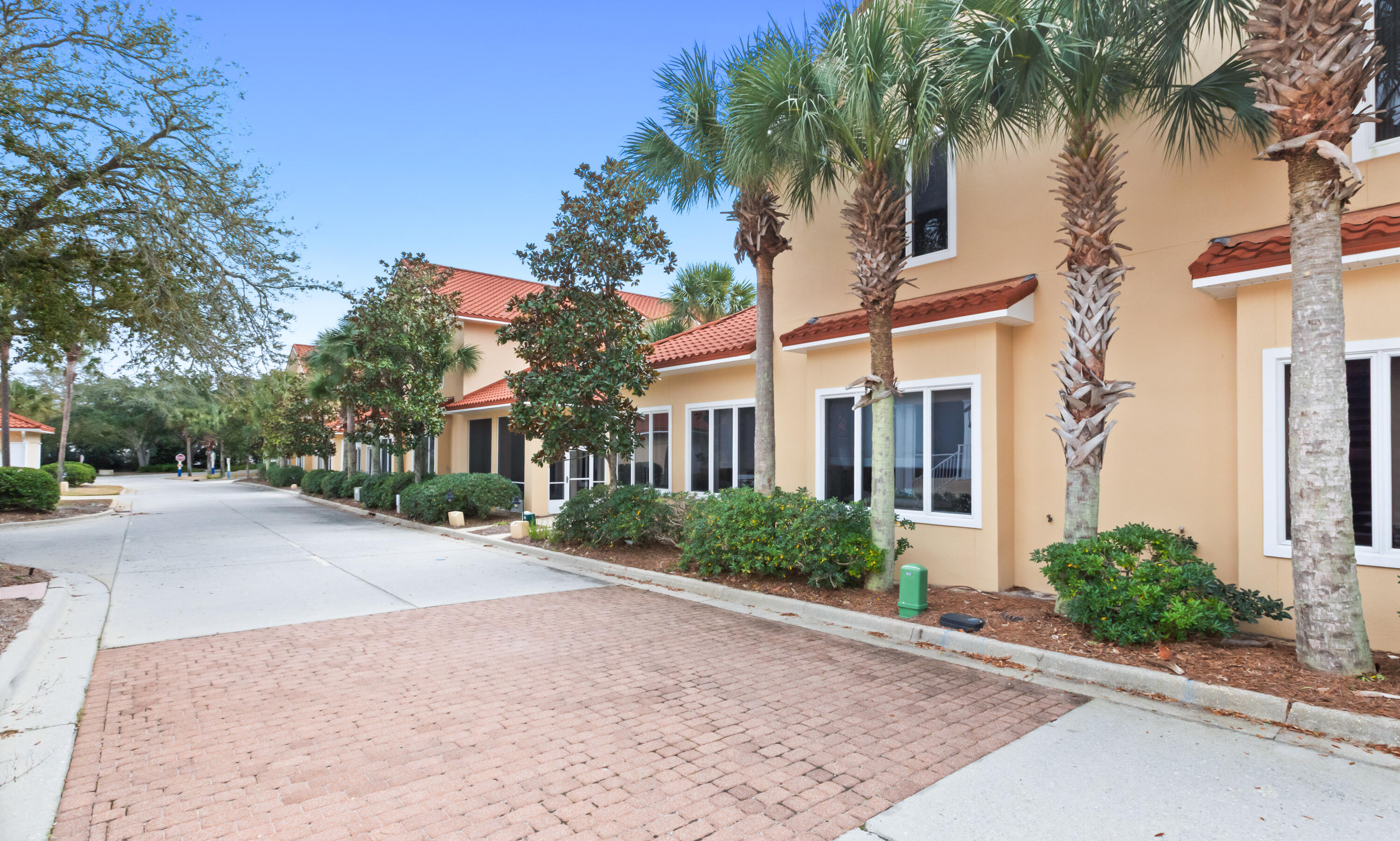 CAPTIVA AT TOPS'L - Residential