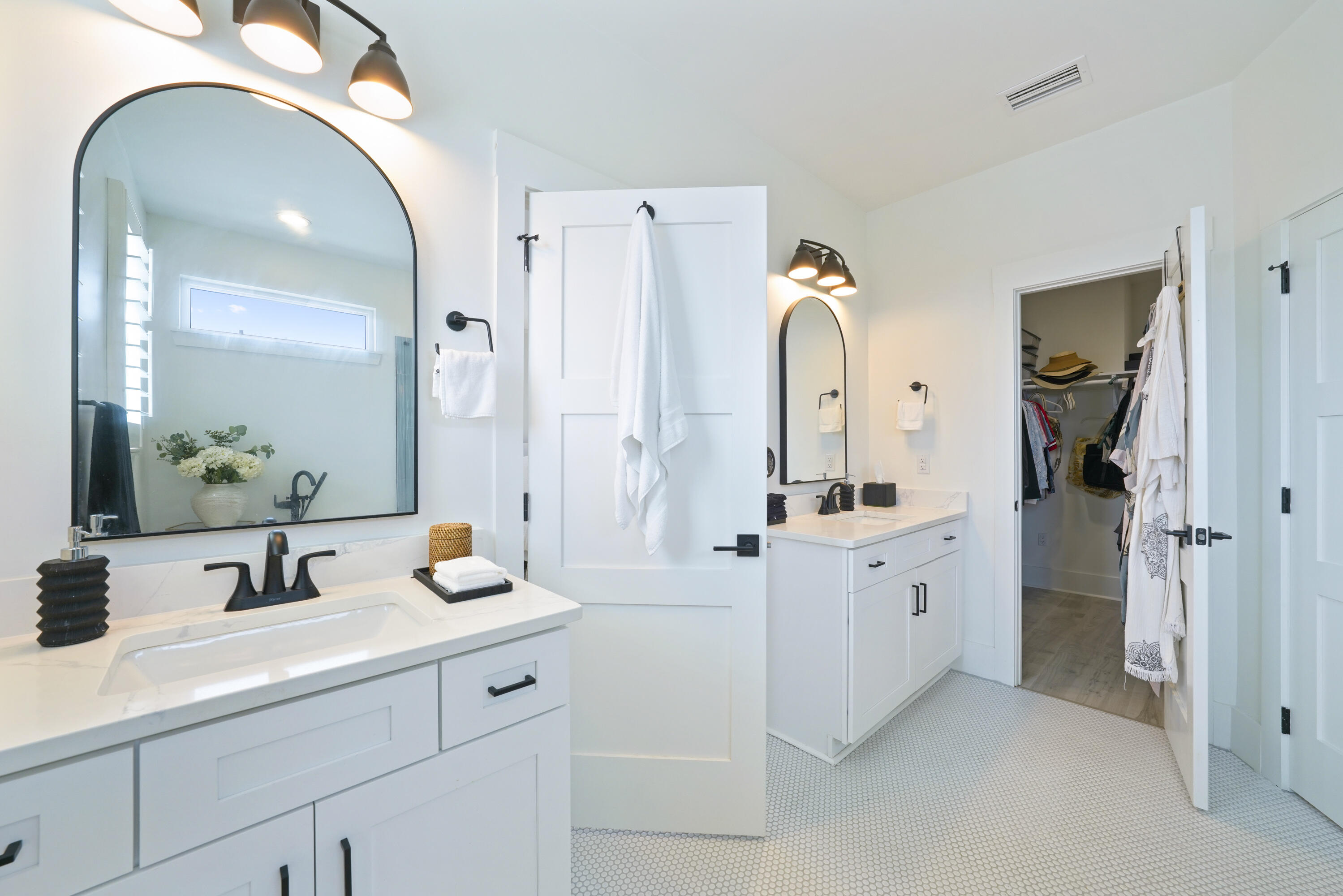CALUSA BAY S/D - Residential