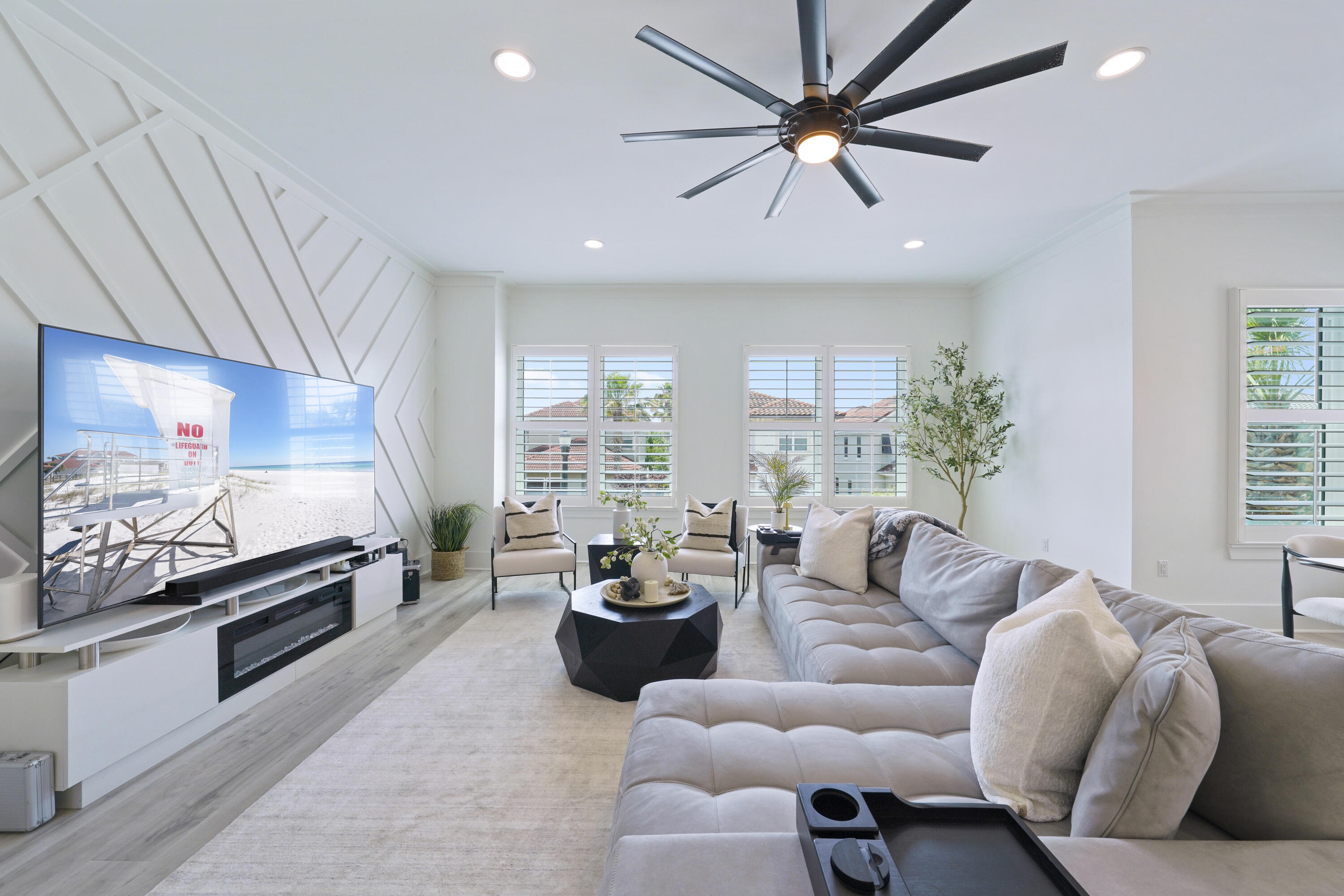 CALUSA BAY S/D - Residential