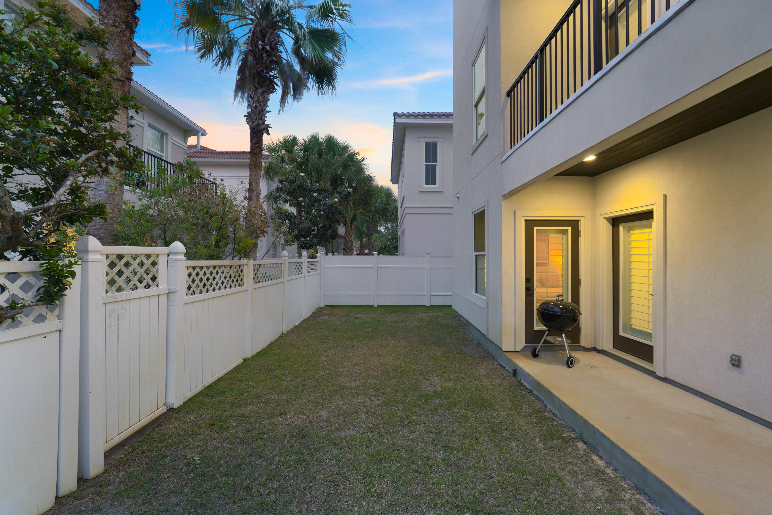 CALUSA BAY S/D - Residential