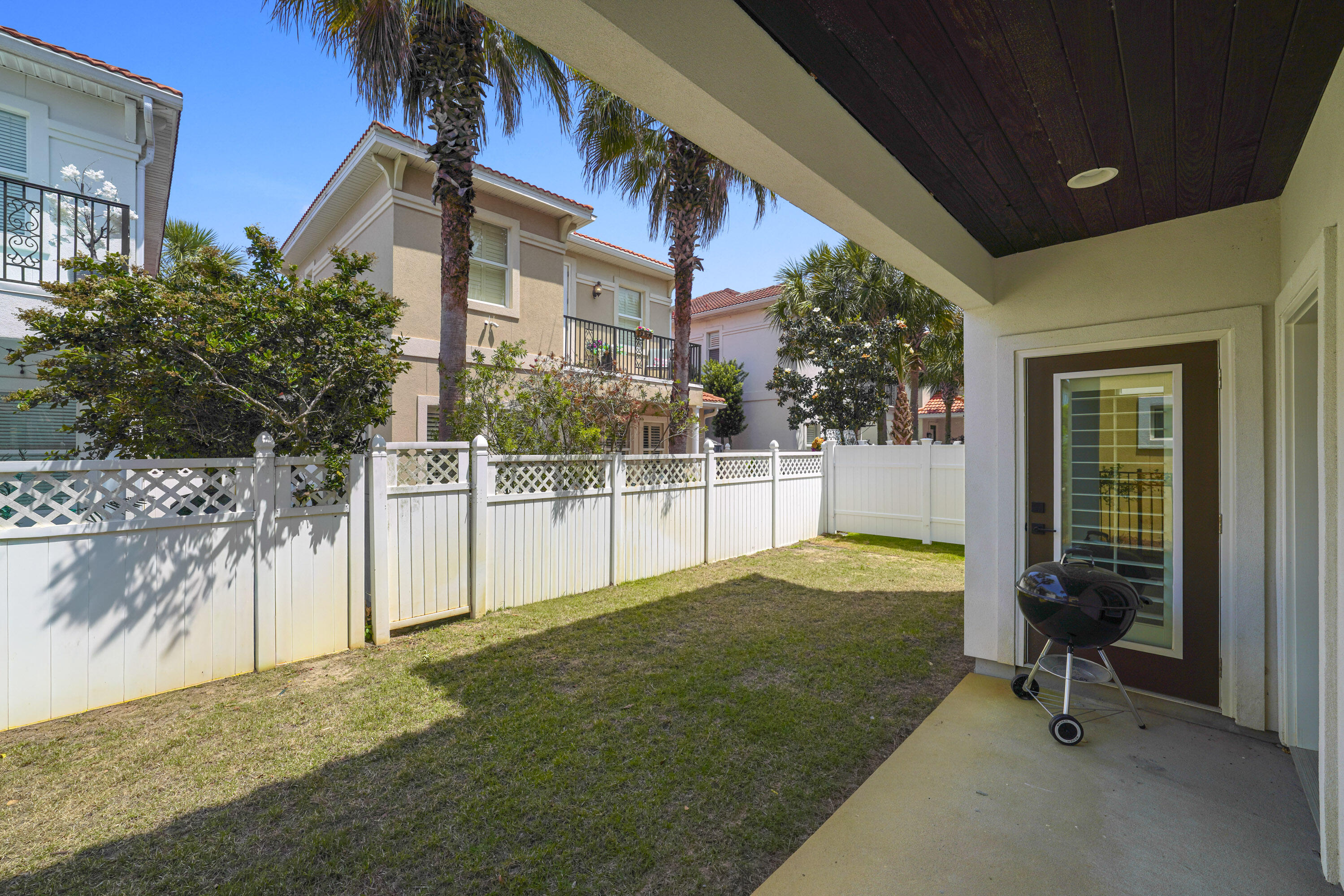 CALUSA BAY S/D - Residential