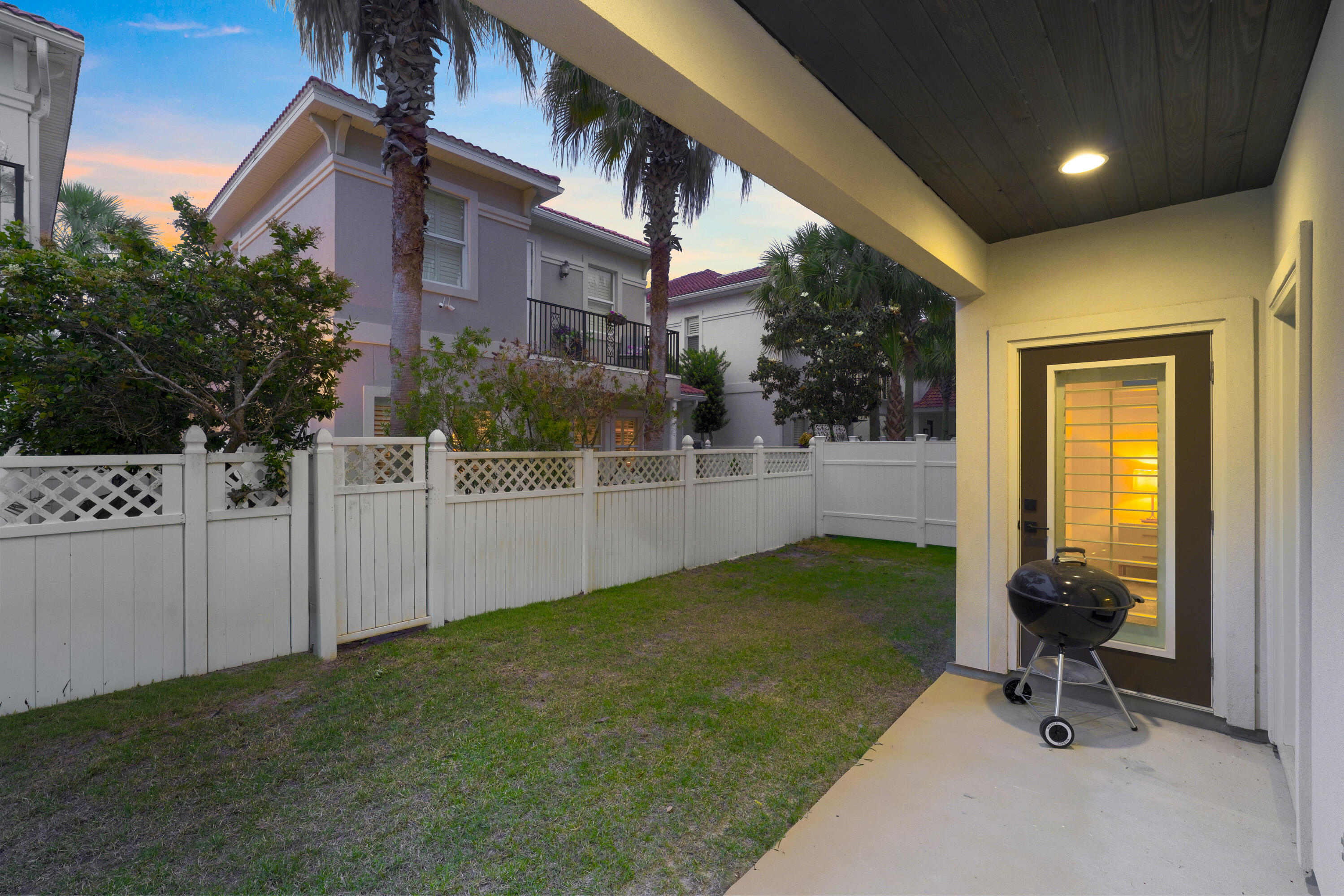 CALUSA BAY S/D - Residential