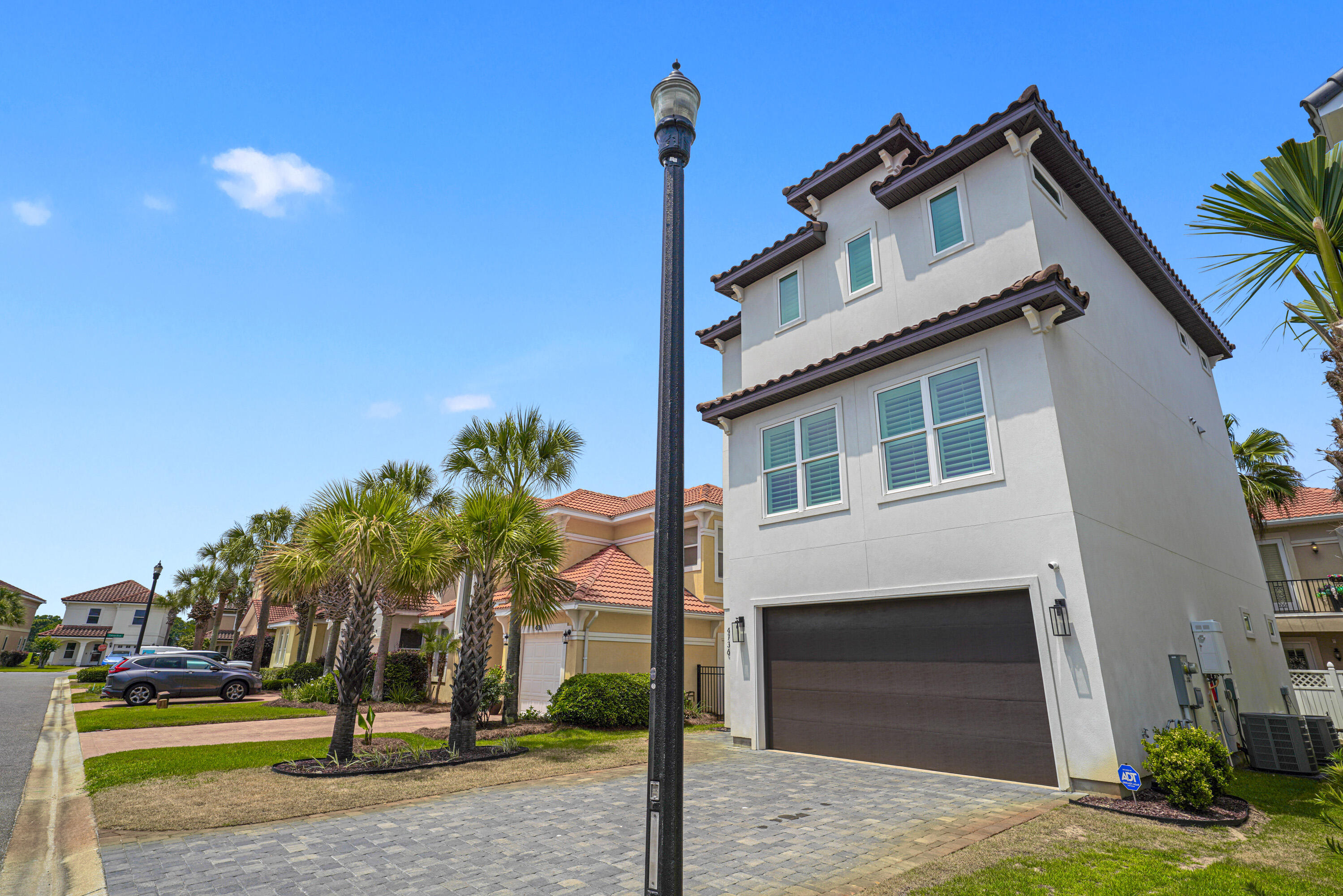 CALUSA BAY S/D - Residential