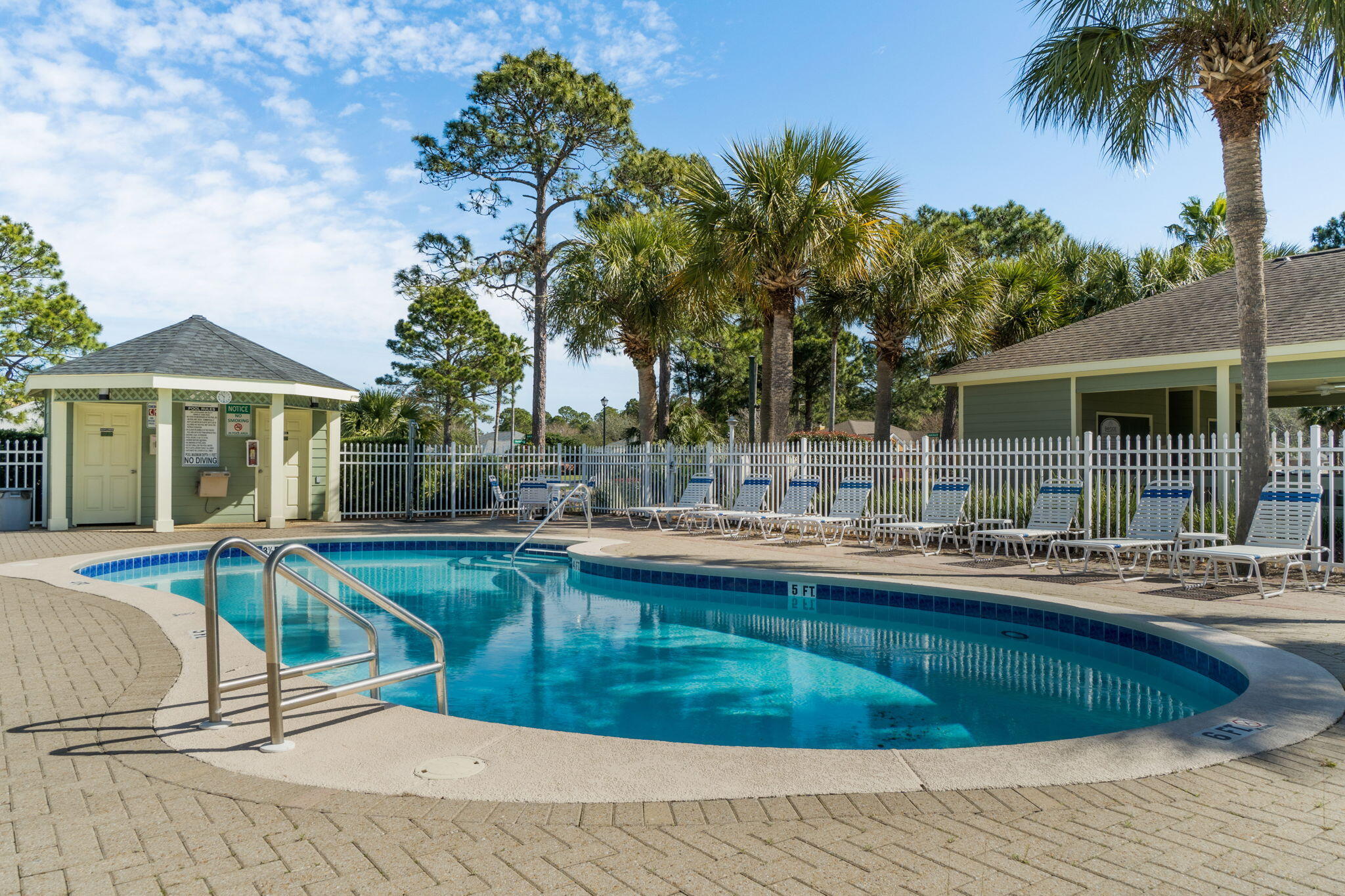 BAYSIDE - Residential