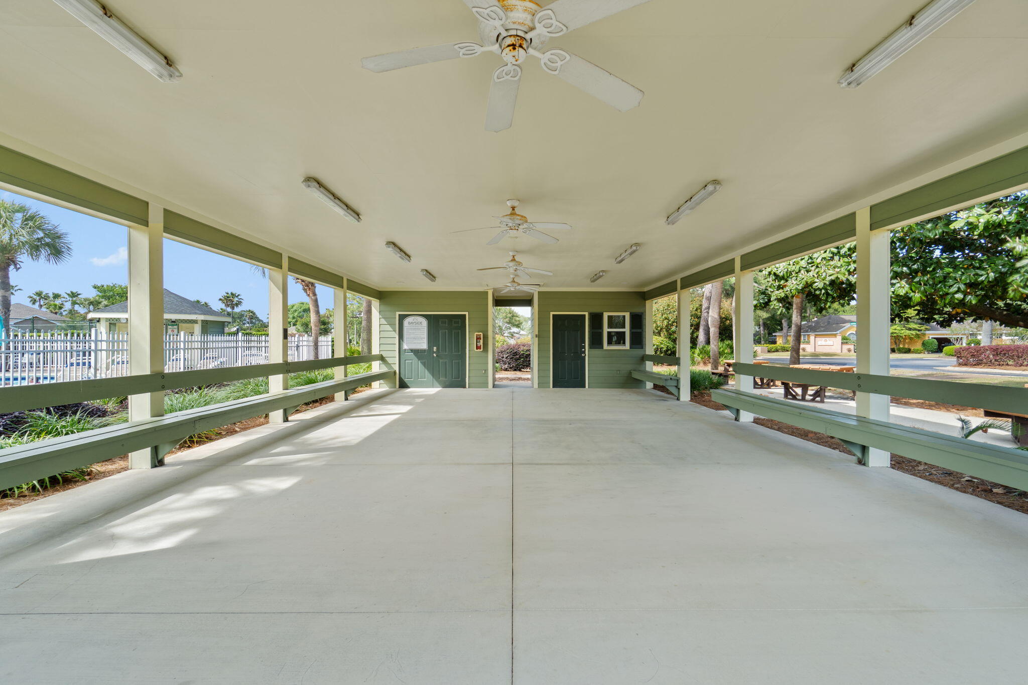 BAYSIDE - Residential