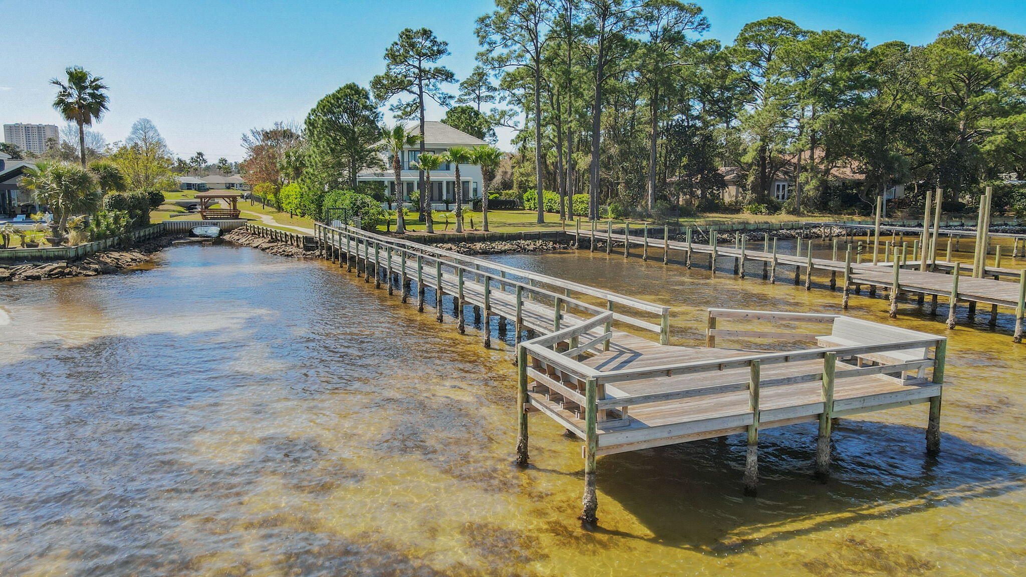 BAYSIDE - Residential