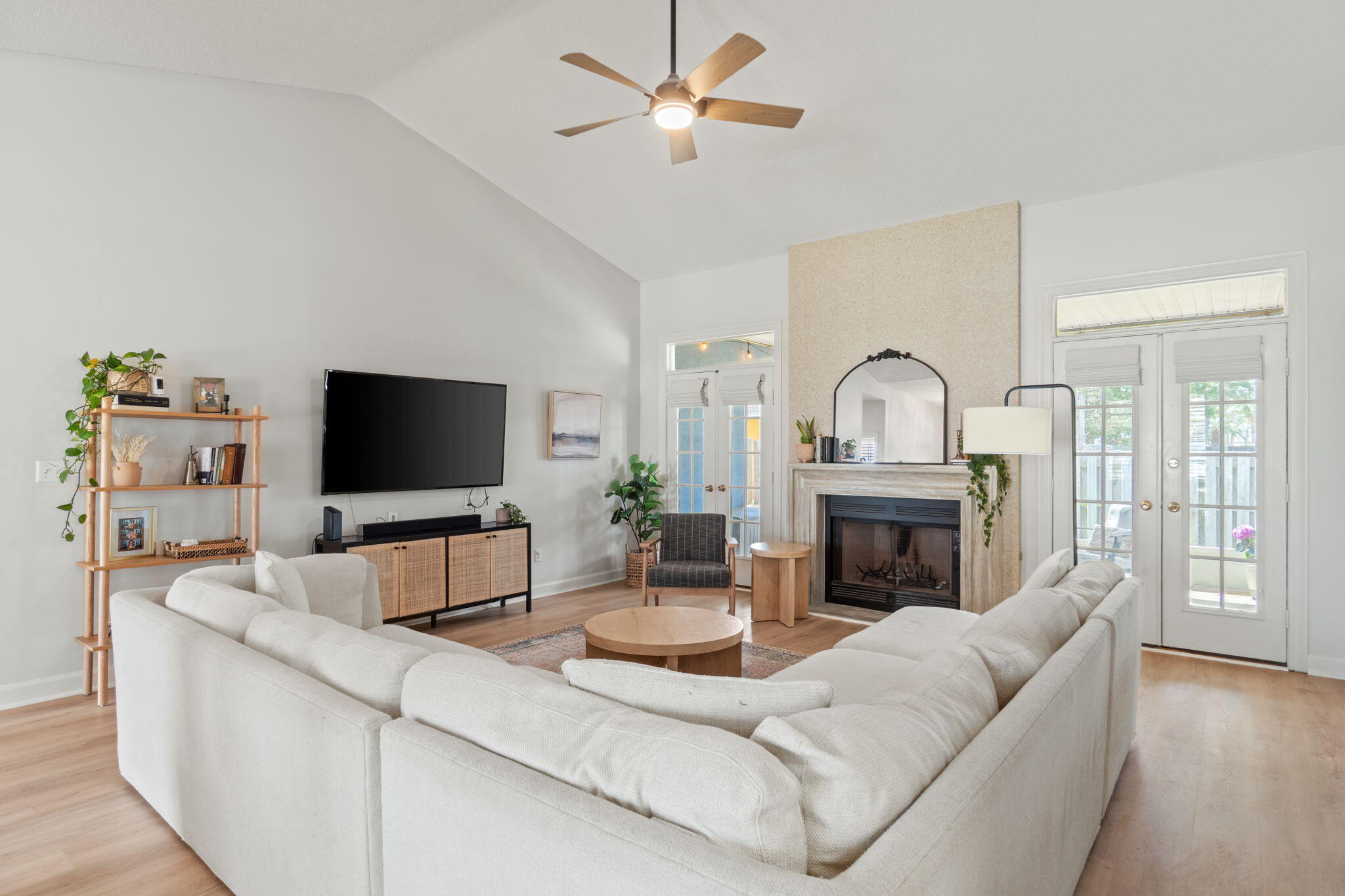 BAYSIDE - Residential