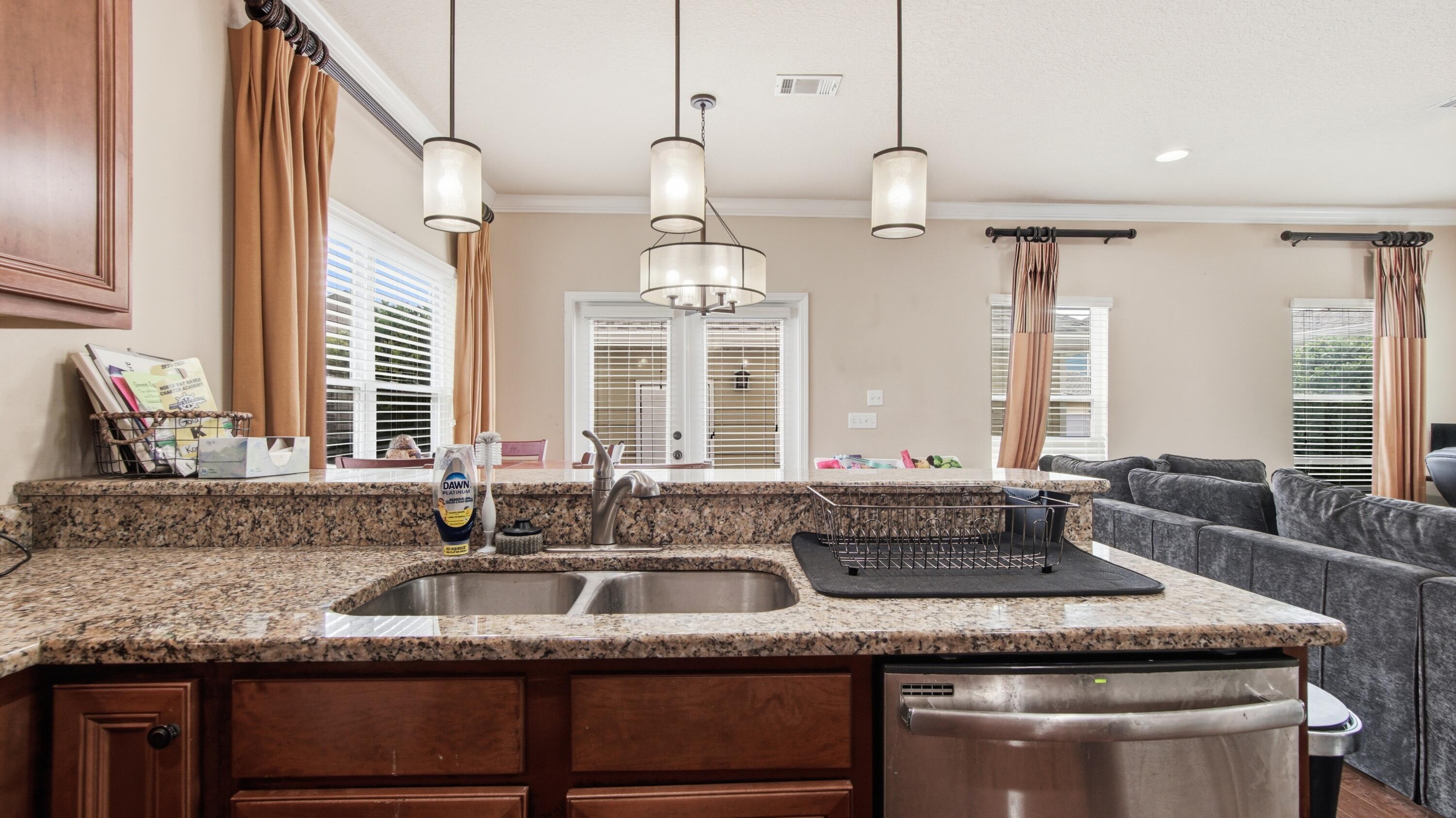 MAGNOLIA BAY - Residential