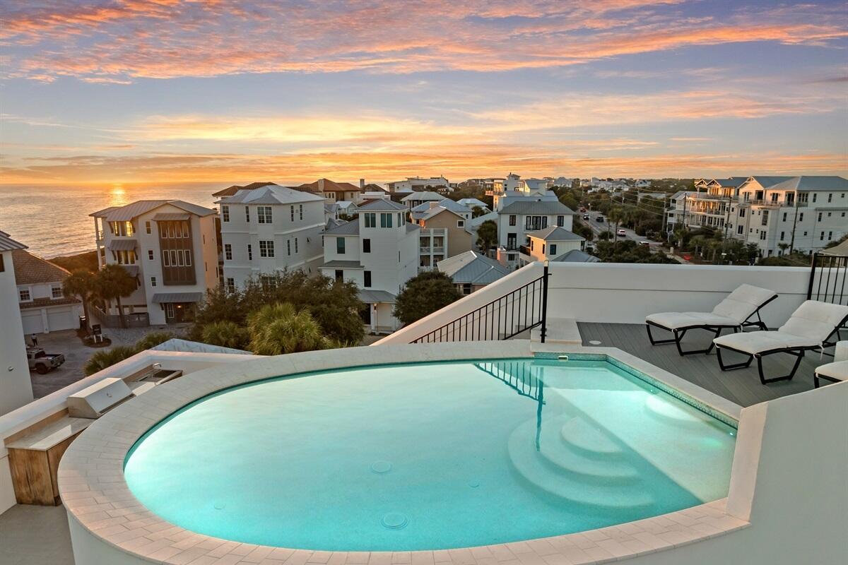 SEA WALK - Residential