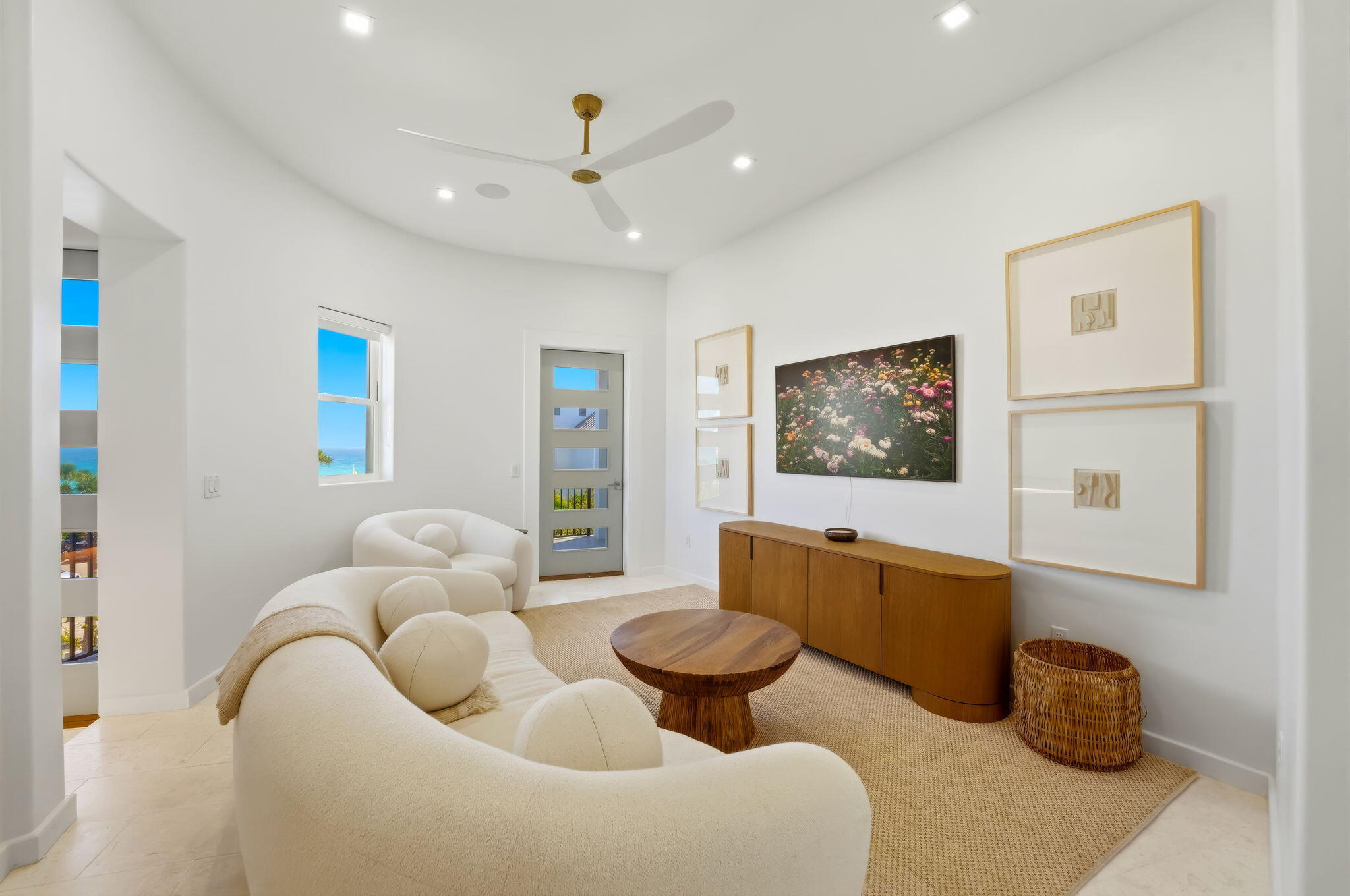 SEA WALK - Residential