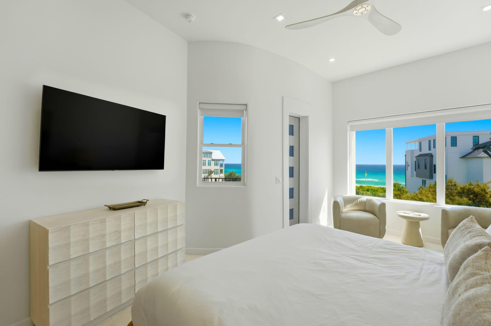 SEA WALK - Residential