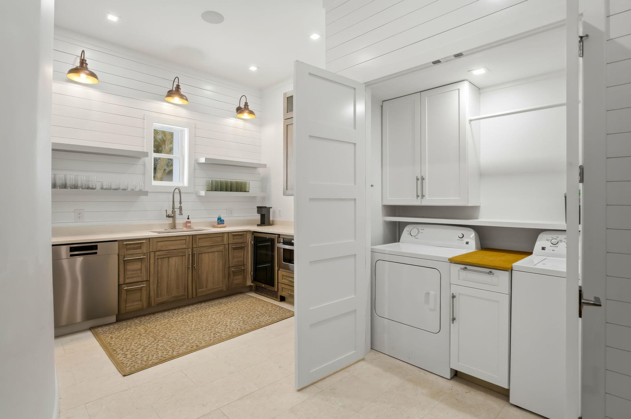 SEA WALK - Residential