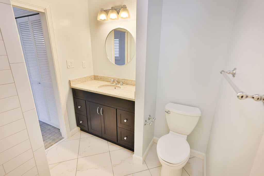 SHORELINE GARDENS T/H - Residential