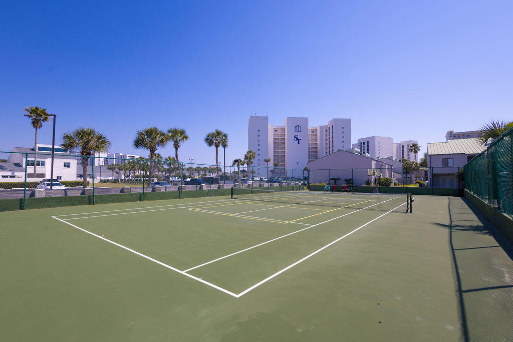 SHORELINE GARDENS T/H - Residential