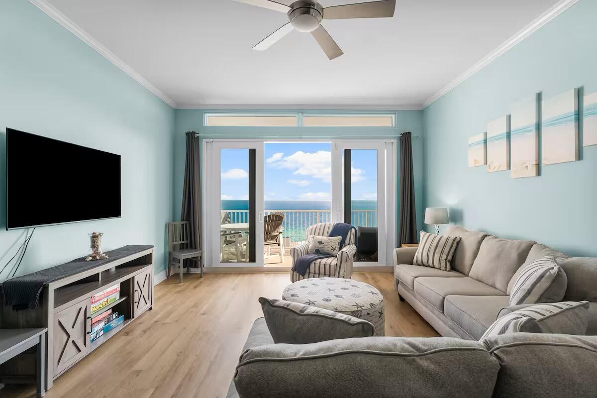 9860 S Thomas Drive UNIT 2010
