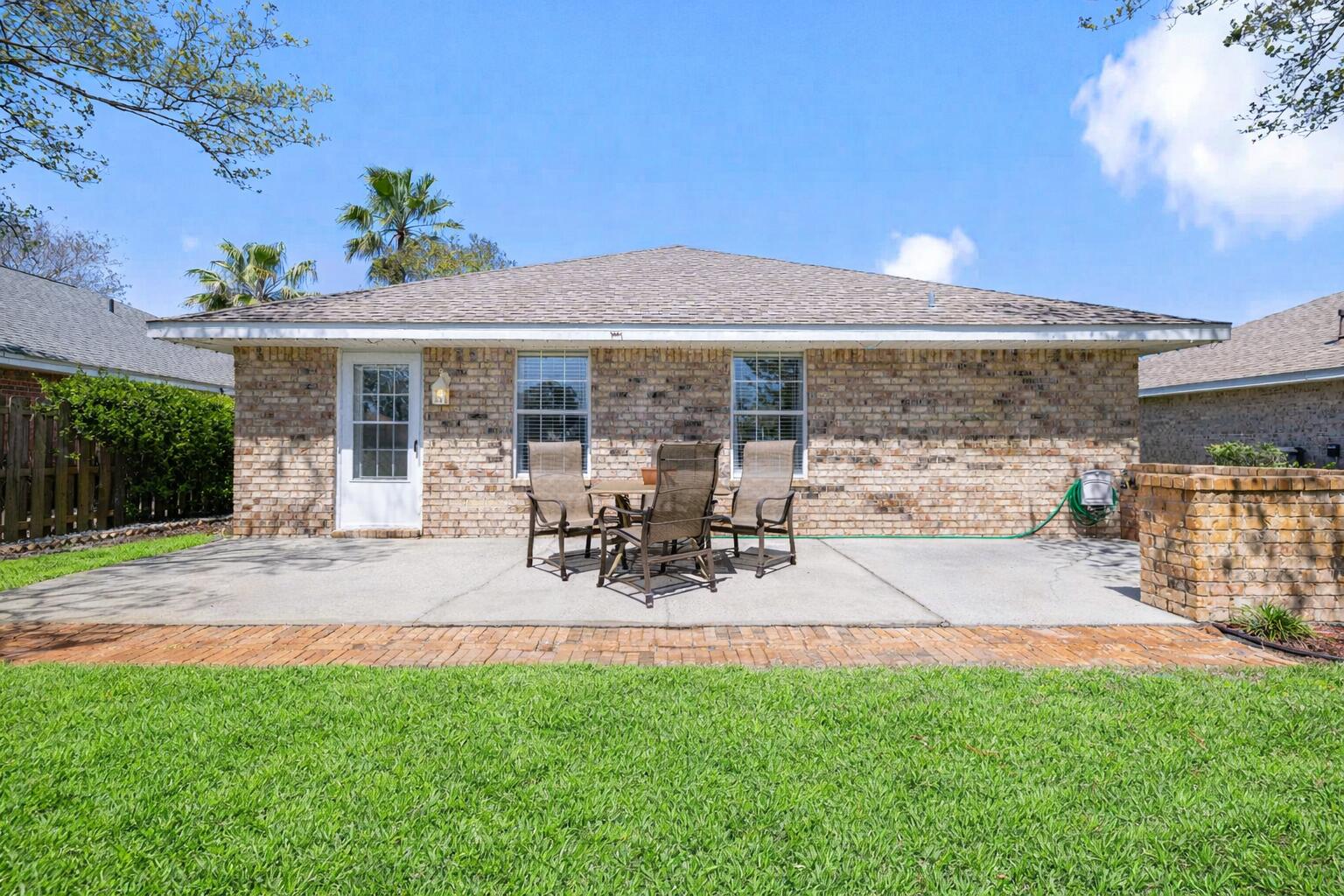 MANDAVILLA - Residential