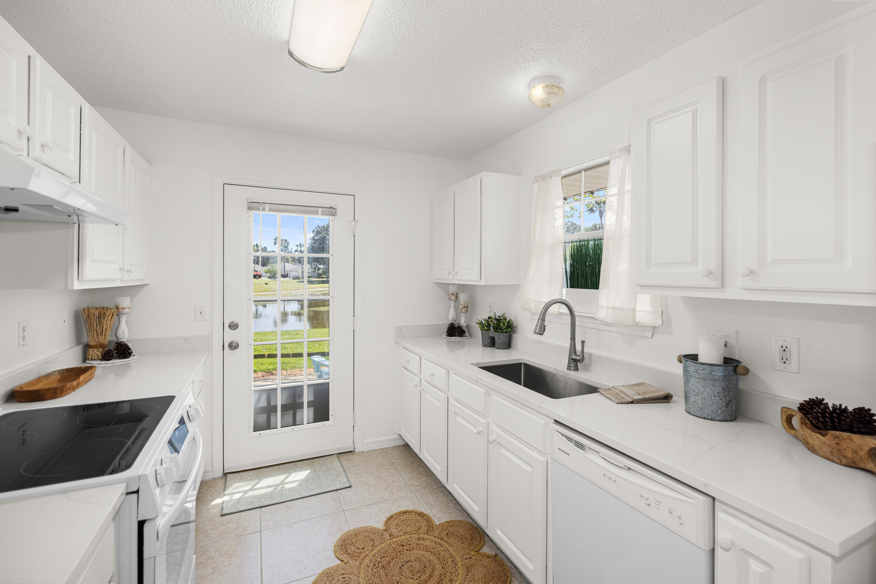 MANDAVILLA - Residential