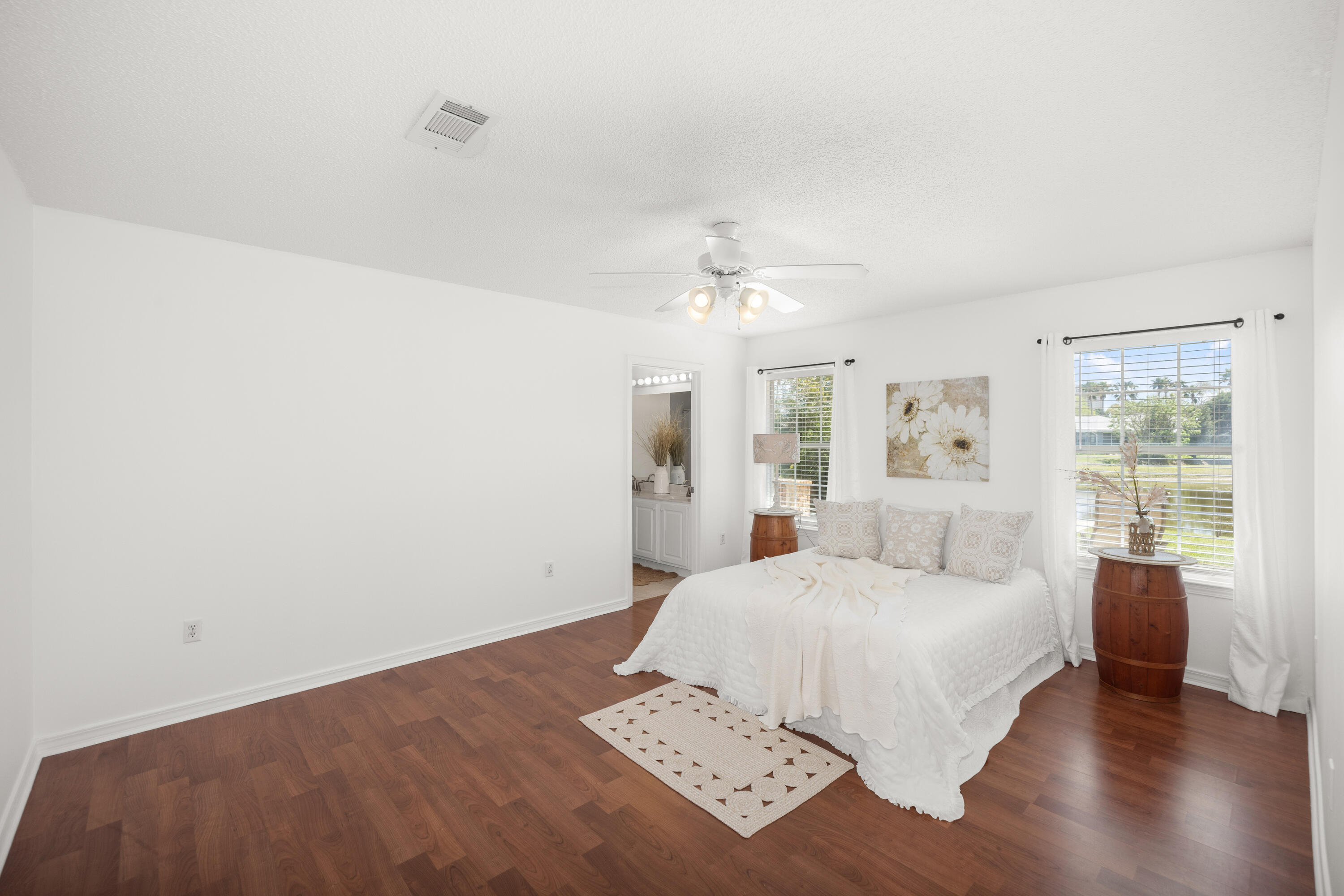 MANDAVILLA - Residential