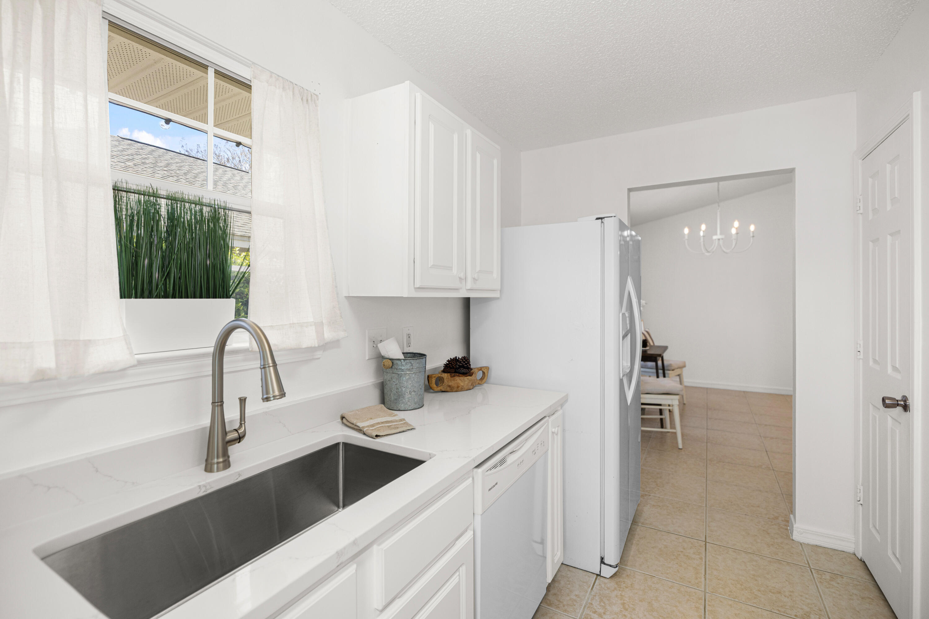 MANDAVILLA - Residential