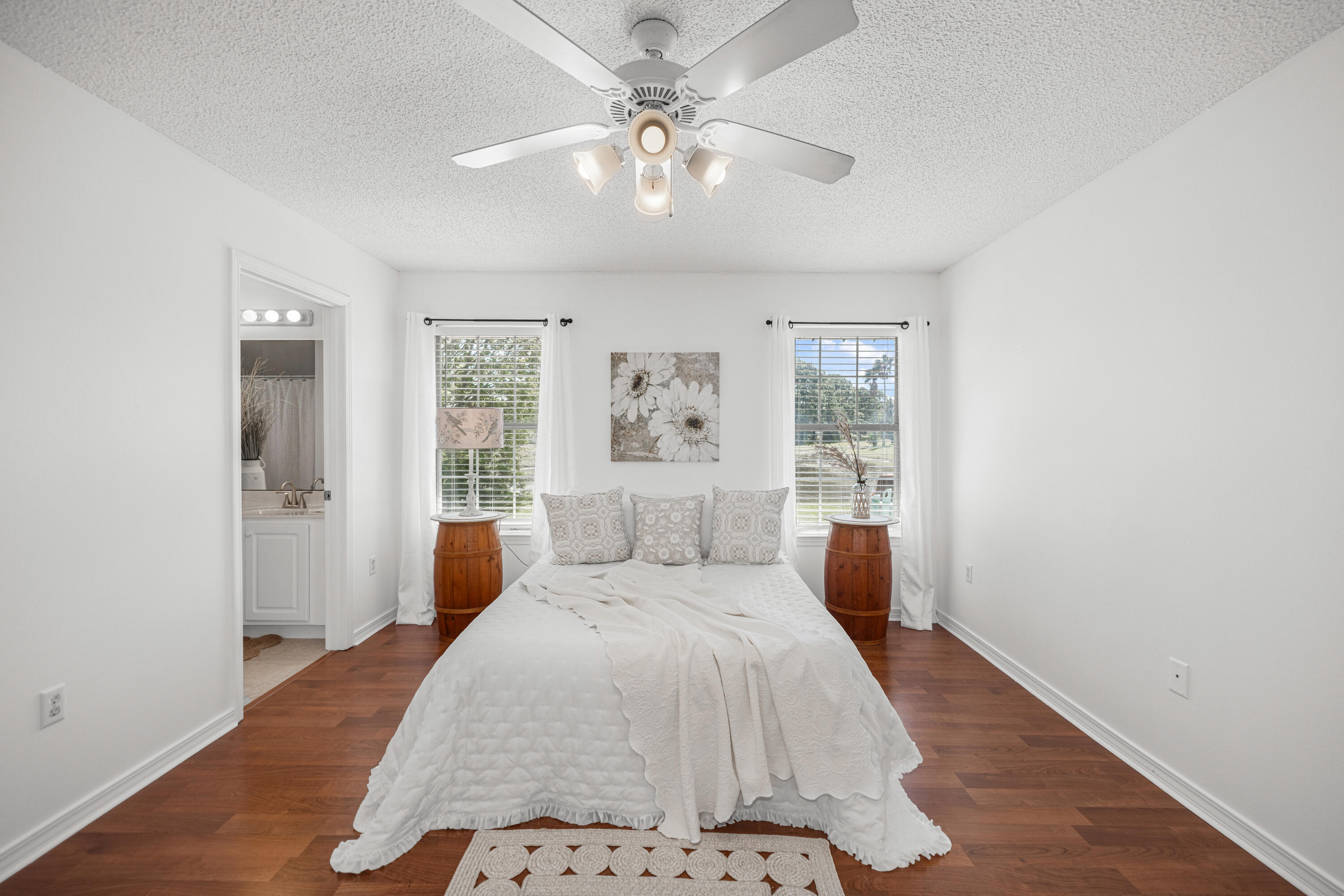 MANDAVILLA - Residential