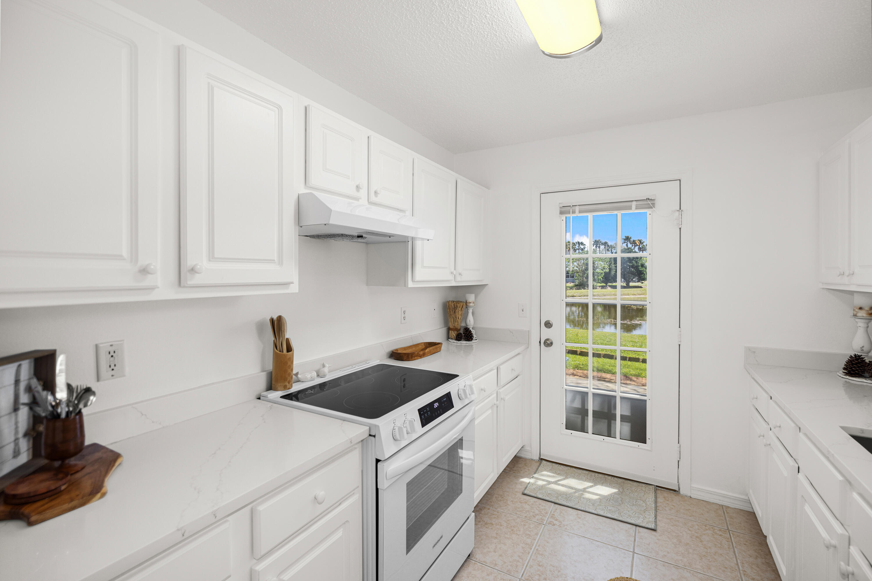 MANDAVILLA - Residential