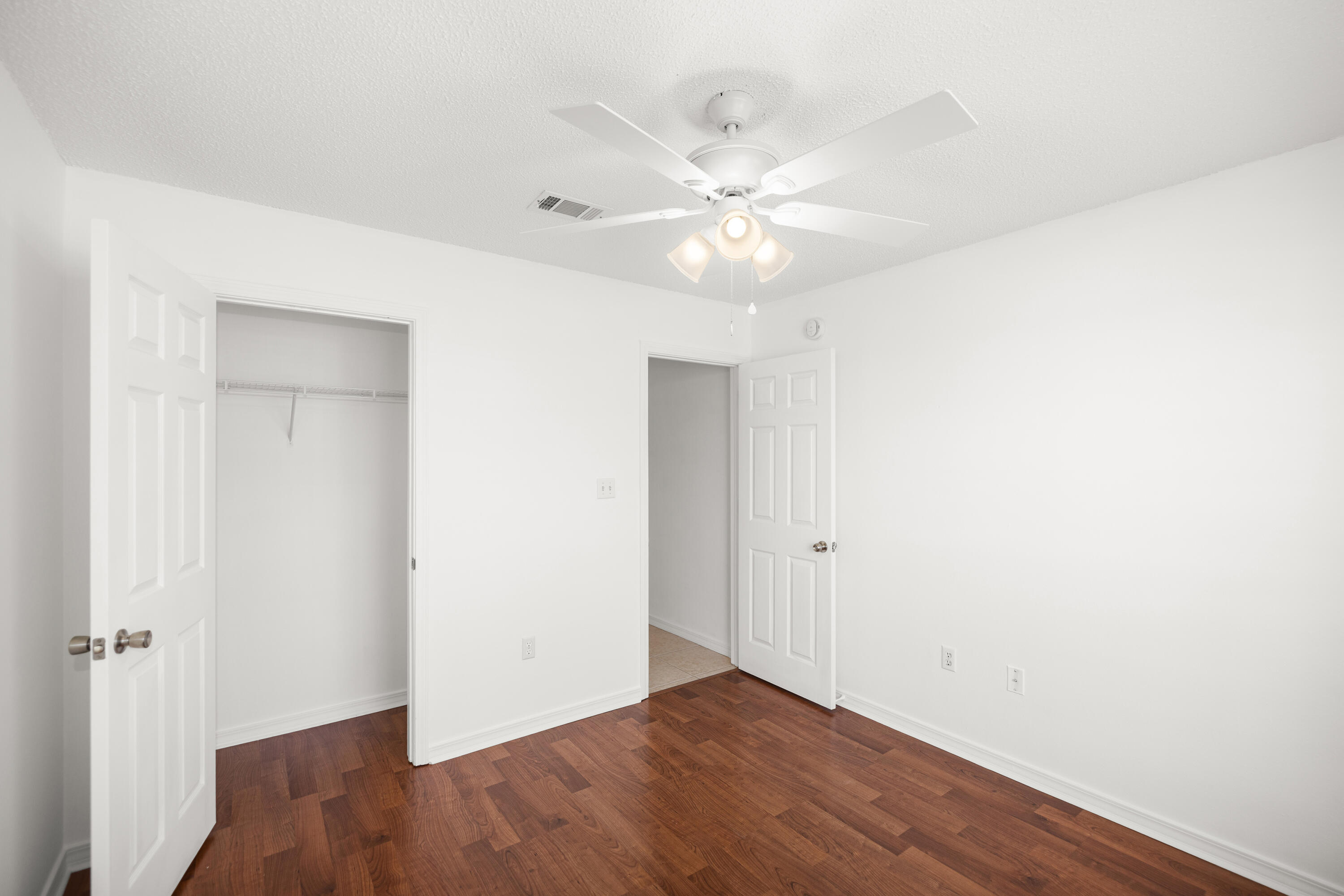 MANDAVILLA - Residential