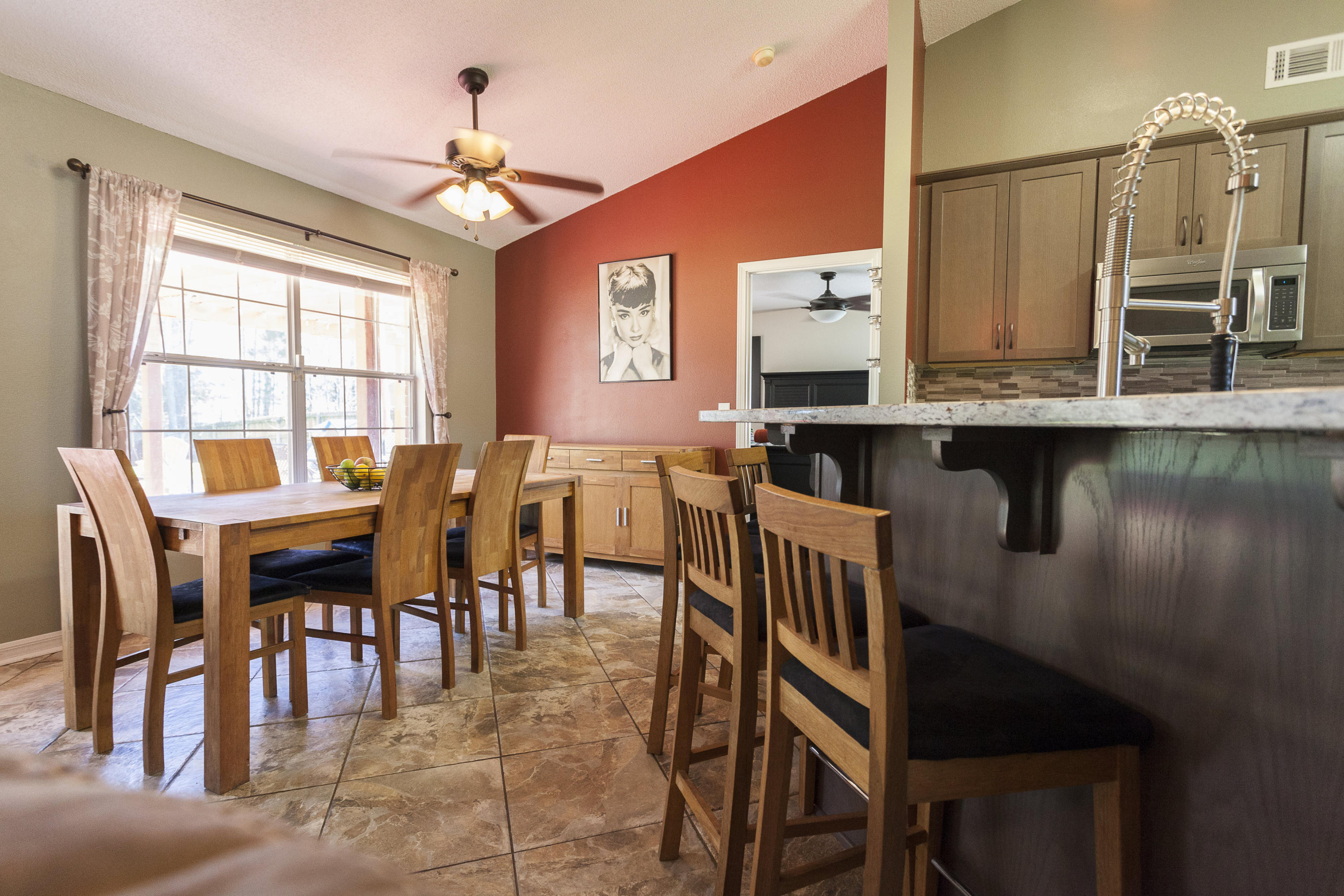 HOLLEY BY THE SEA - Residential