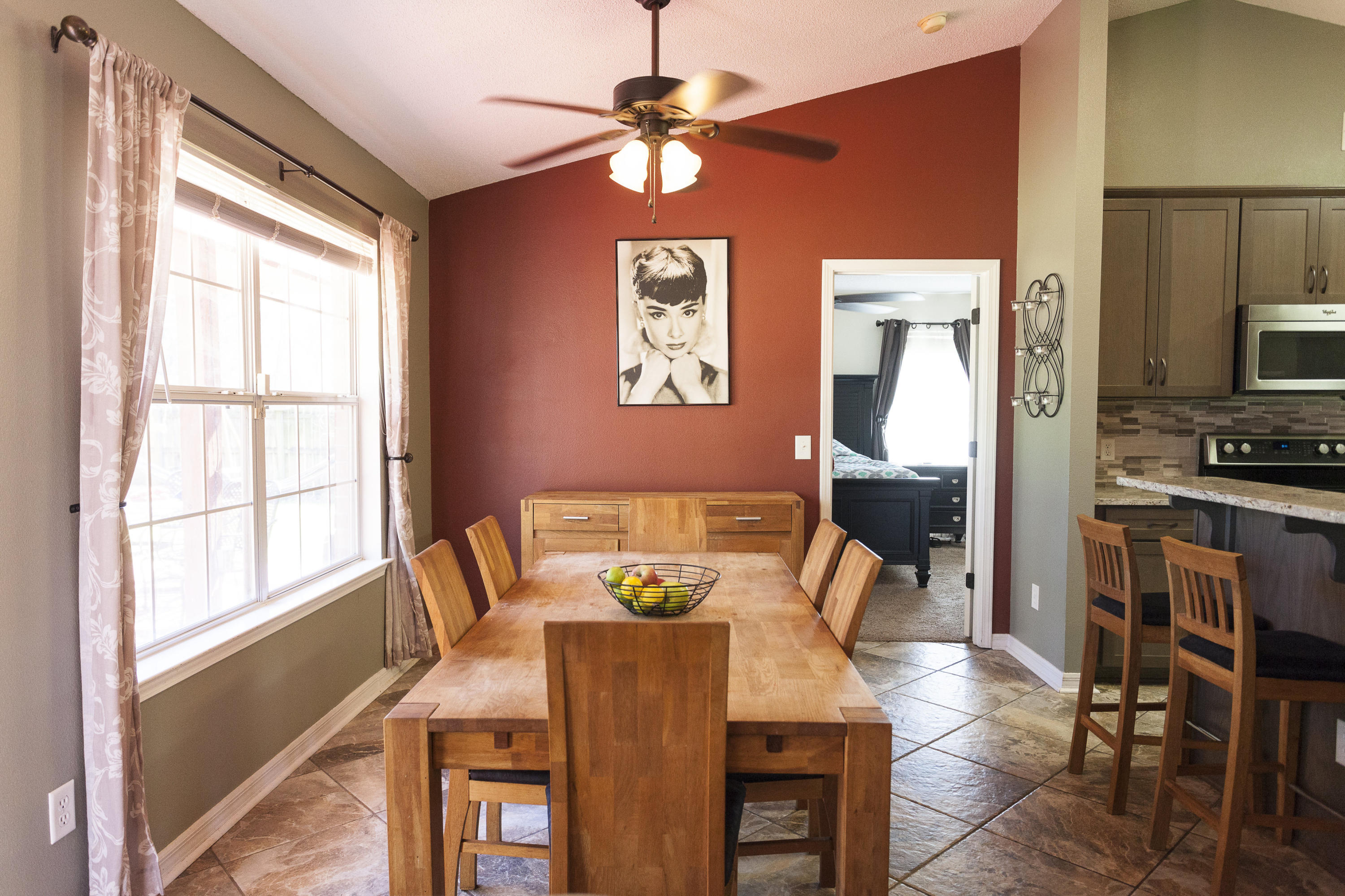 HOLLEY BY THE SEA - Residential