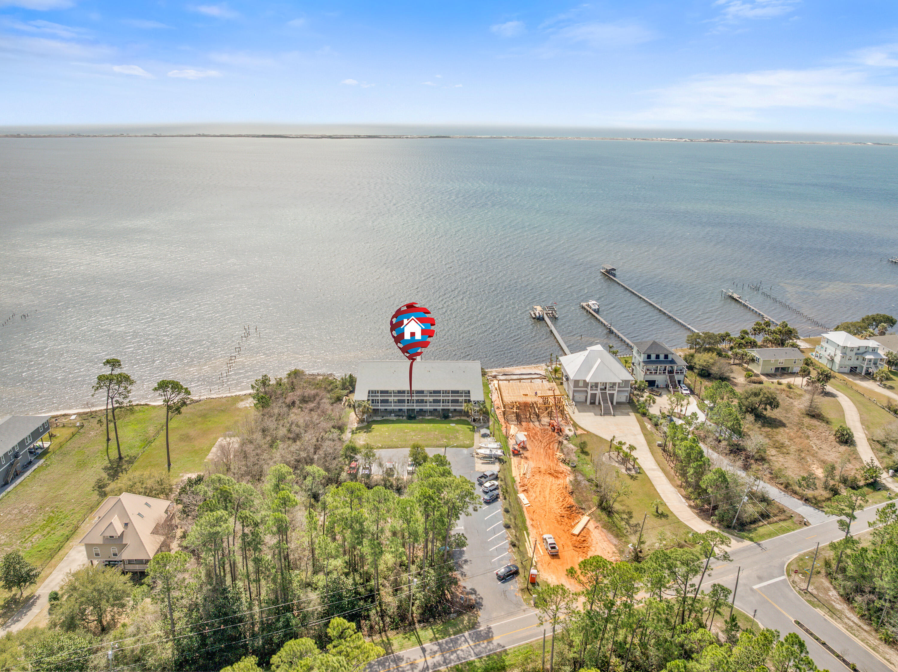 SOUNDWIND CONDO - Residential