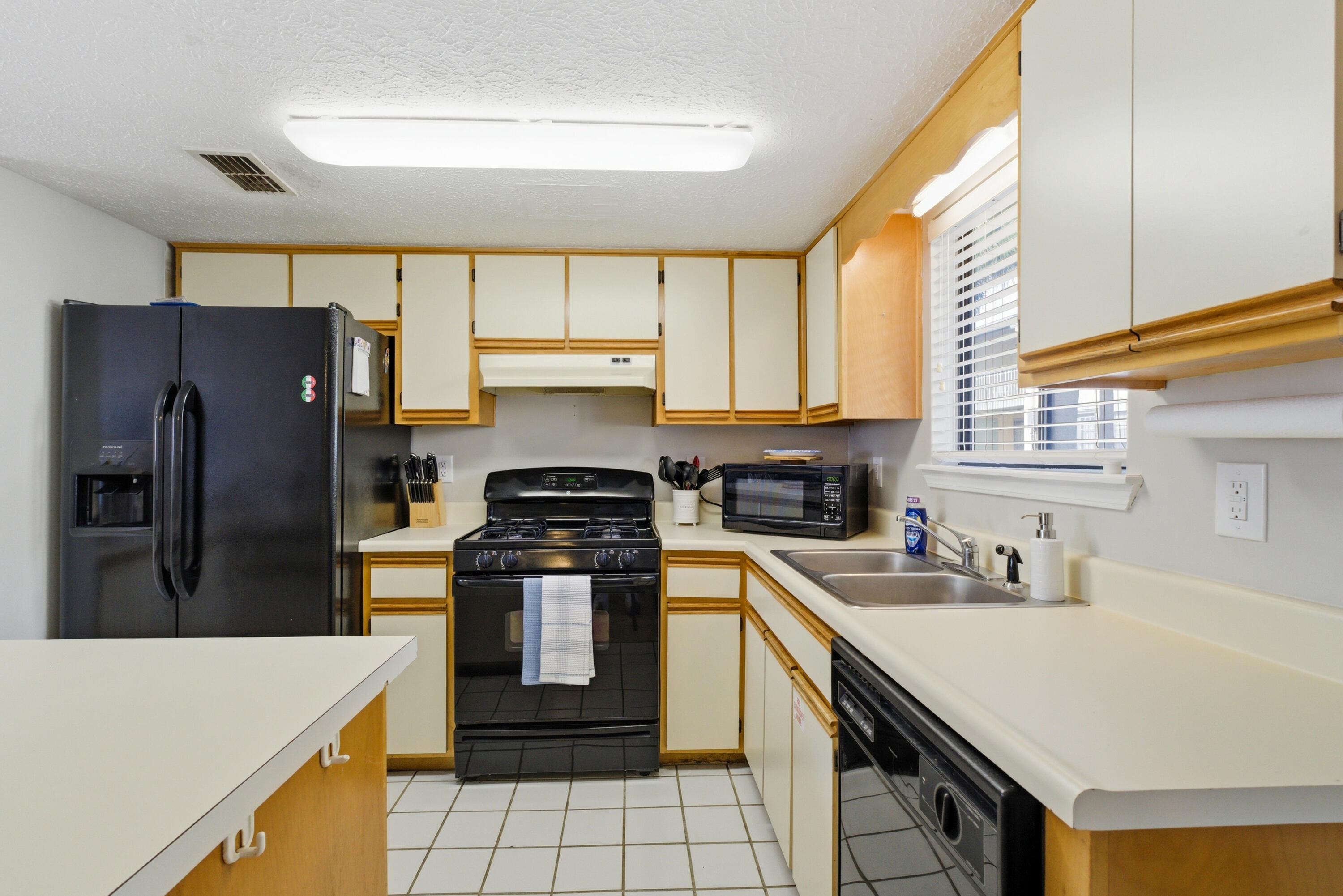 GULF HIGHLANDS - Residential