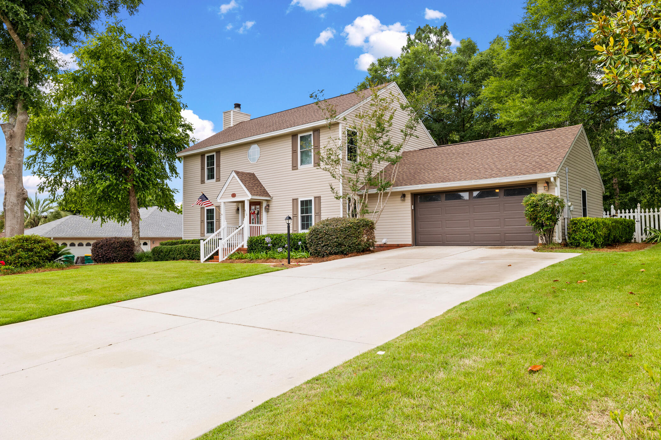 LAKESIDE EAST - Residential