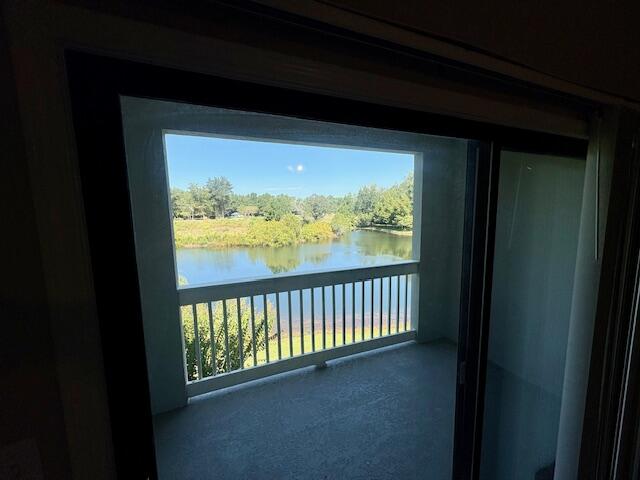 LAKESIDE CONDO AT BLUEWATER BAY - Residential Lease