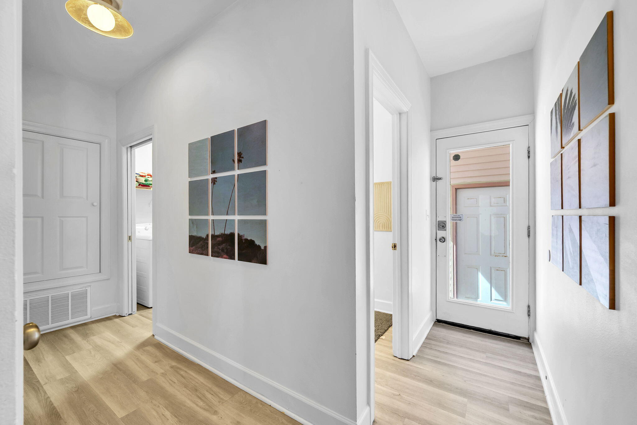 CRYSTAL BEACH COTTAGES - Residential