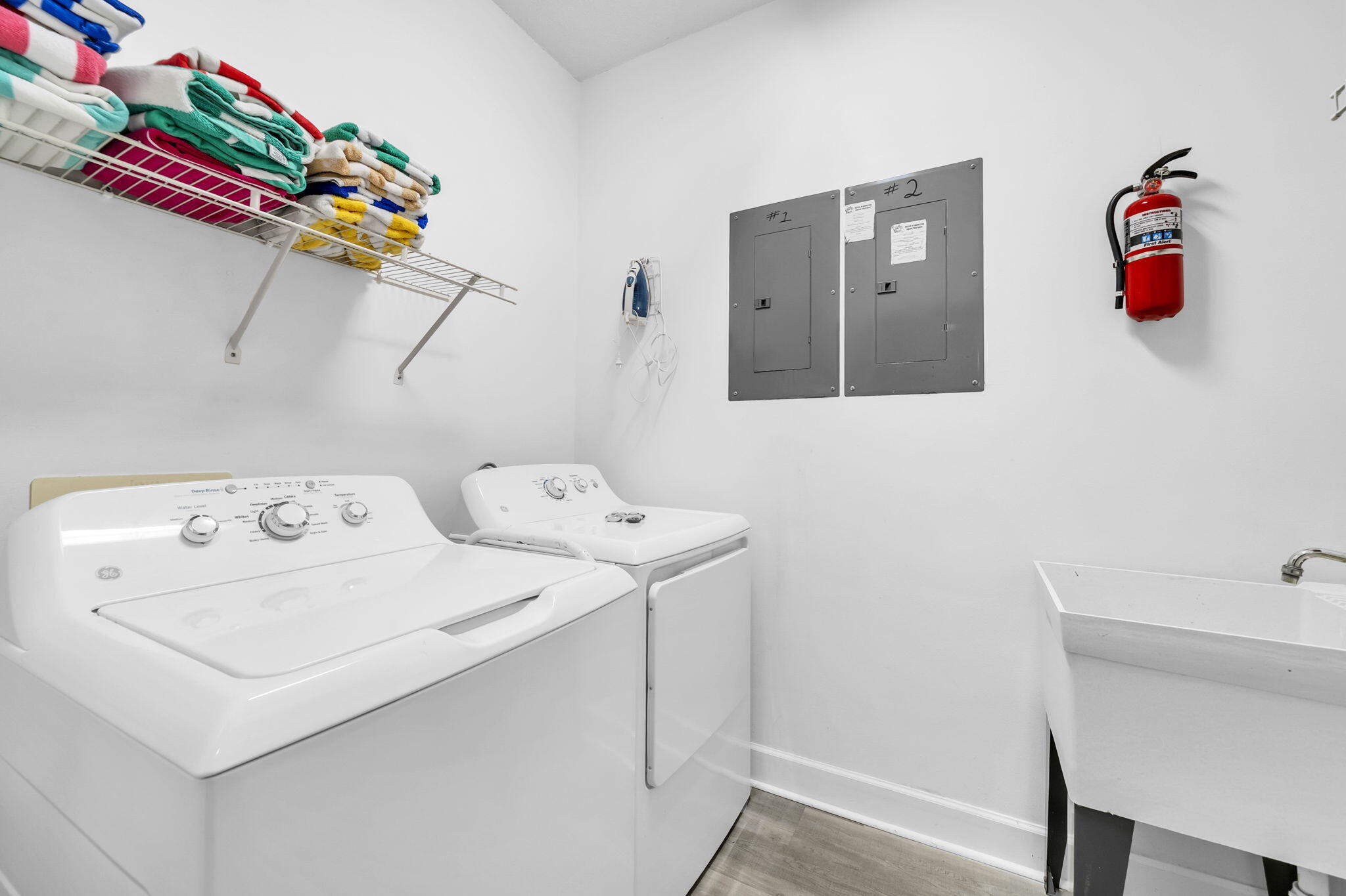 CRYSTAL BEACH COTTAGES - Residential