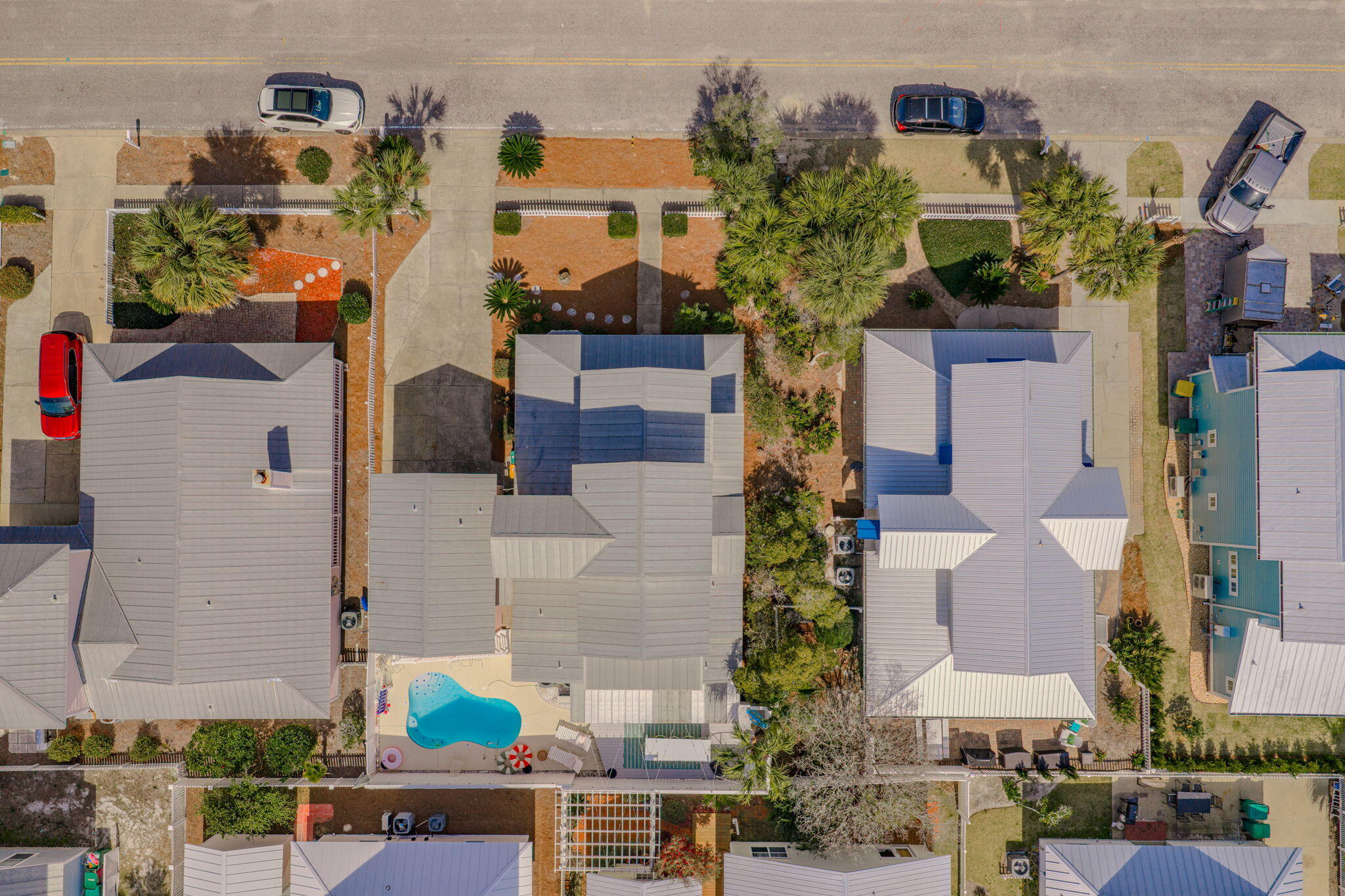 CRYSTAL BEACH COTTAGES - Residential