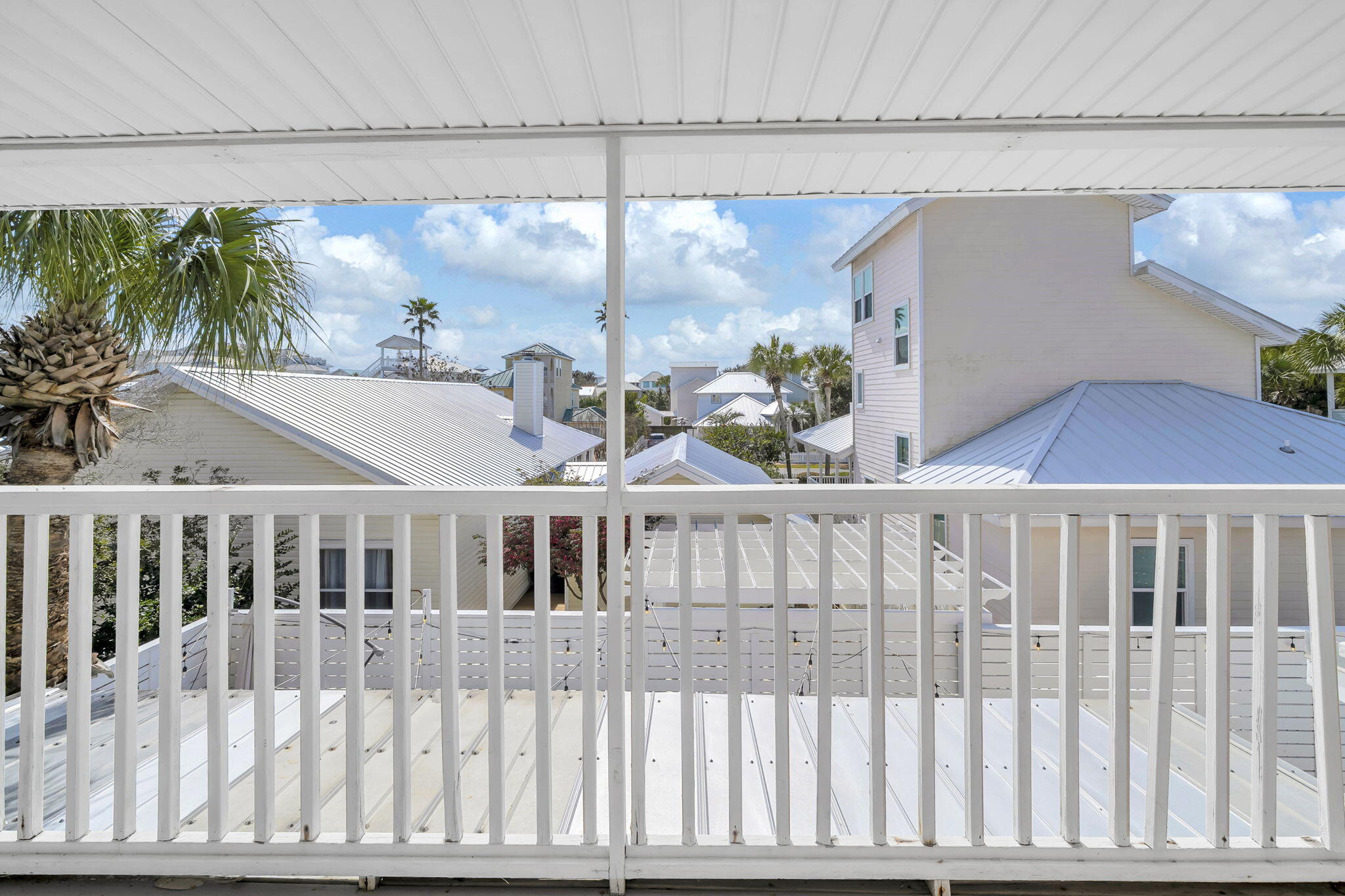 CRYSTAL BEACH COTTAGES - Residential