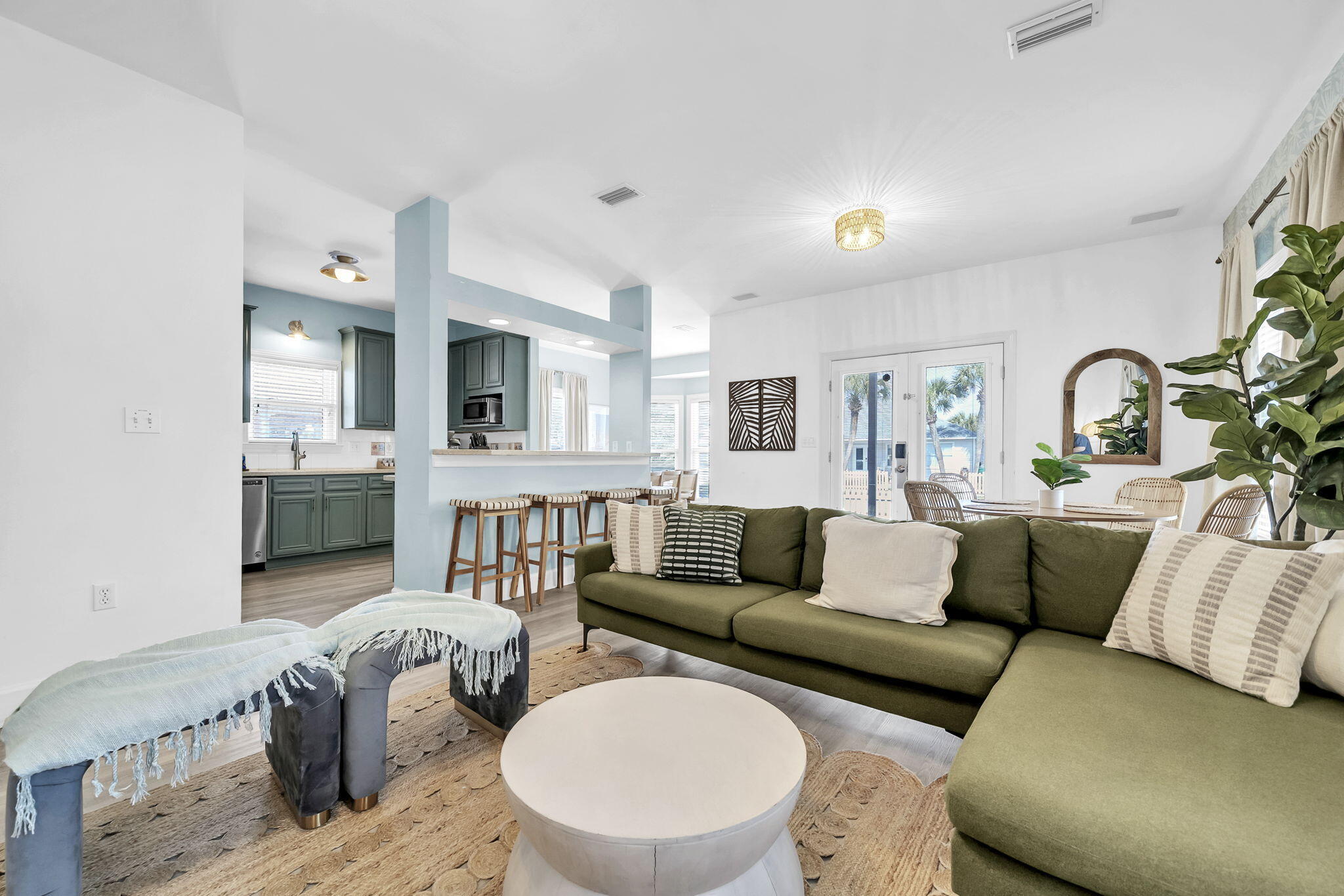 CRYSTAL BEACH COTTAGES - Residential