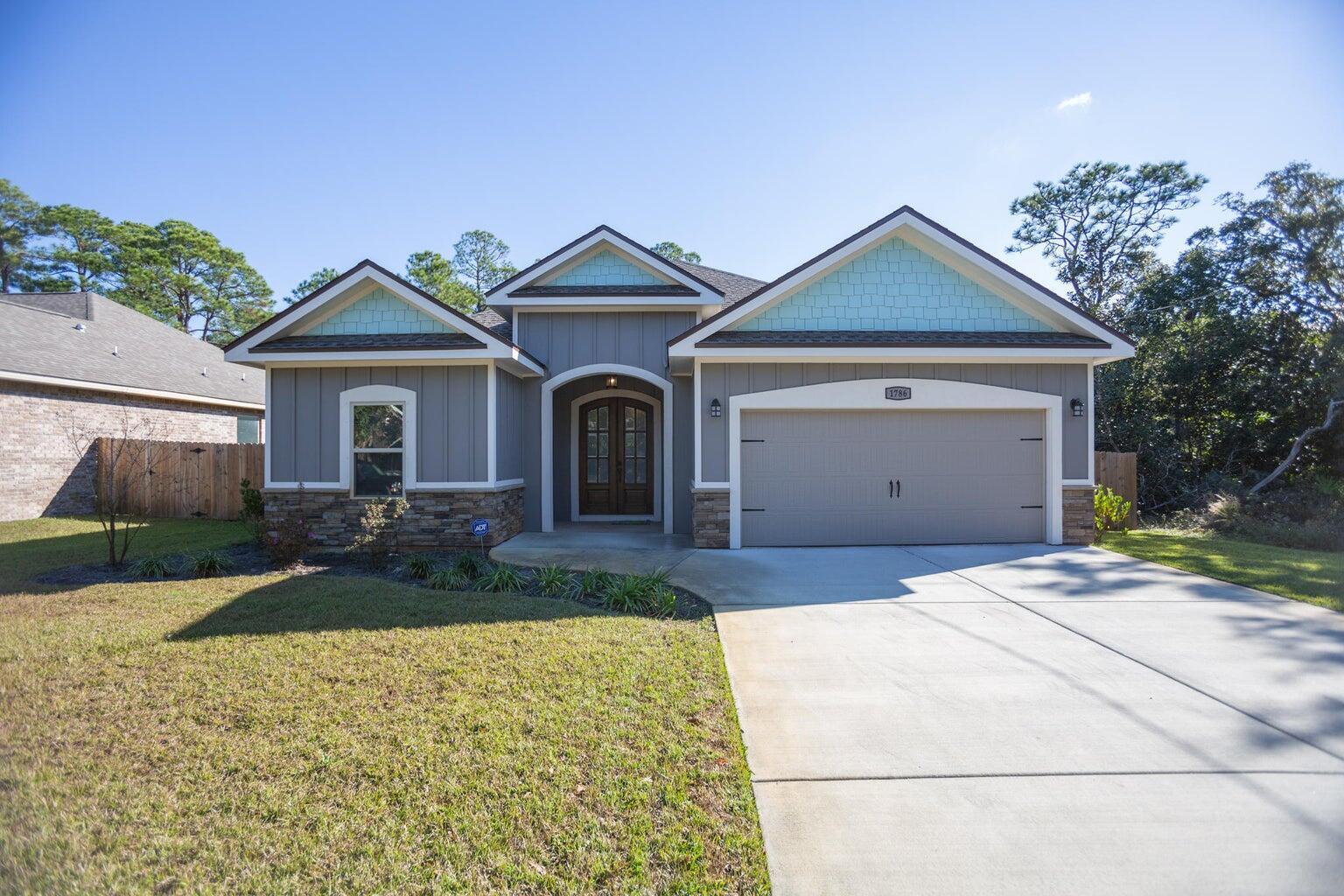 MAGNOLIA HARBOR - Residential