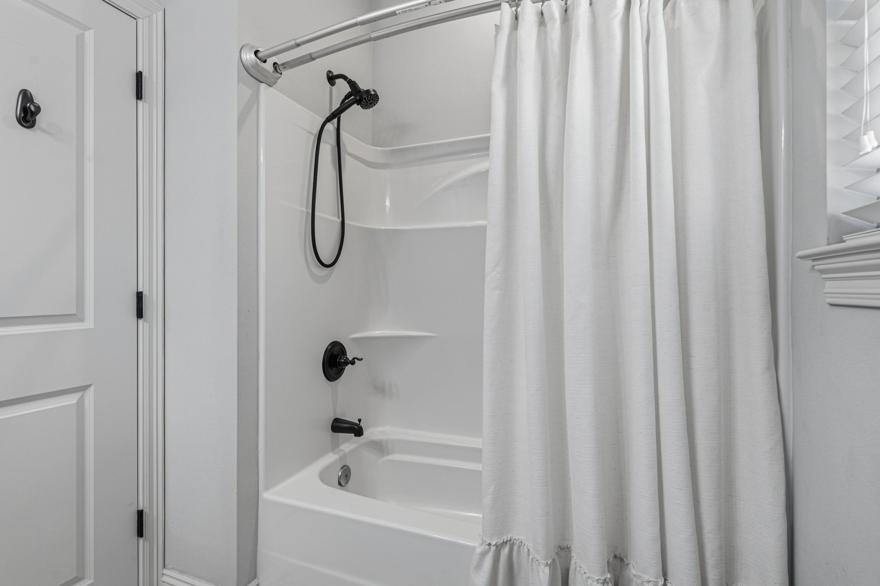 MAGNOLIA HARBOR - Residential