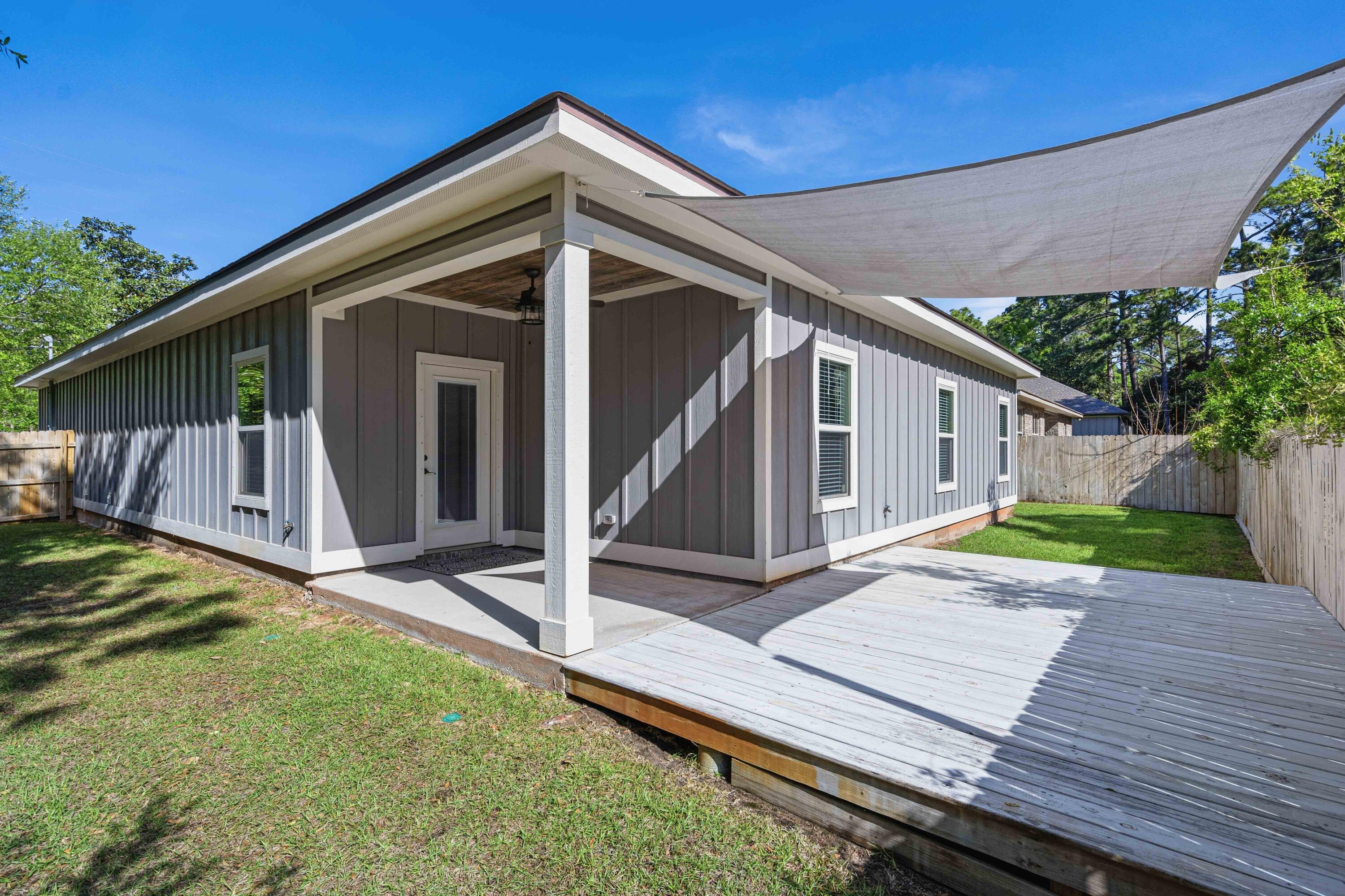 MAGNOLIA HARBOR - Residential