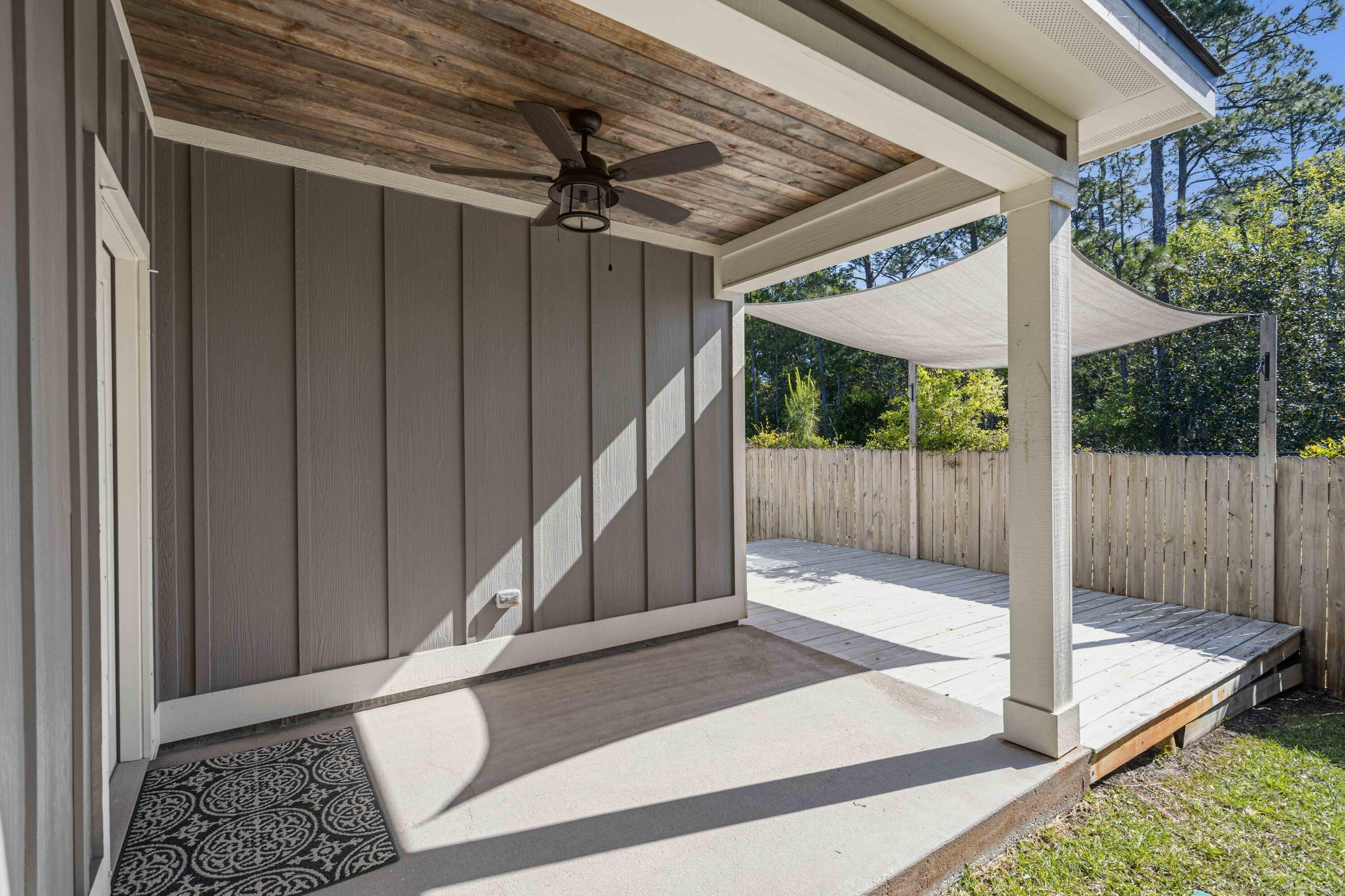 MAGNOLIA HARBOR - Residential