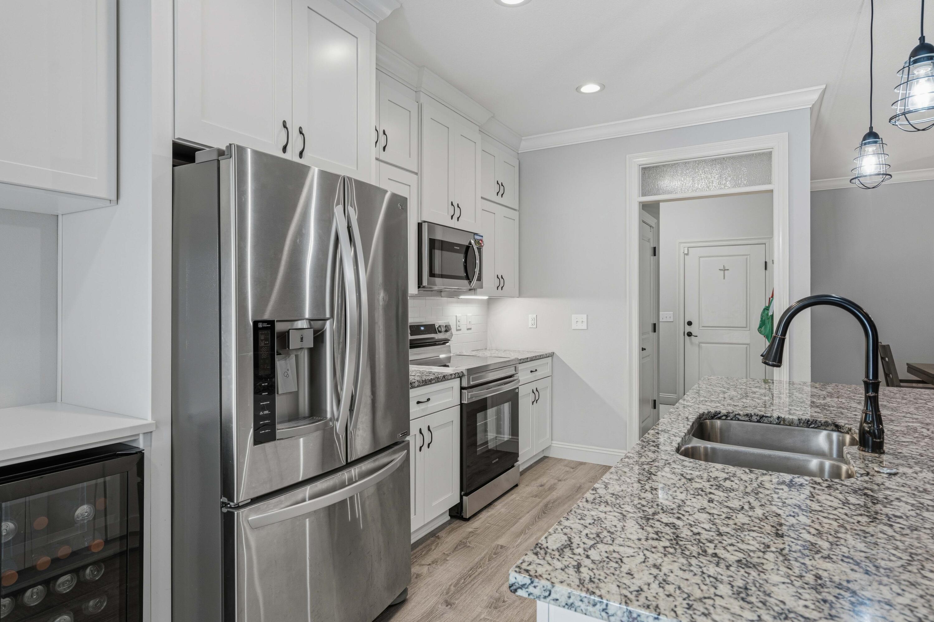 MAGNOLIA HARBOR - Residential