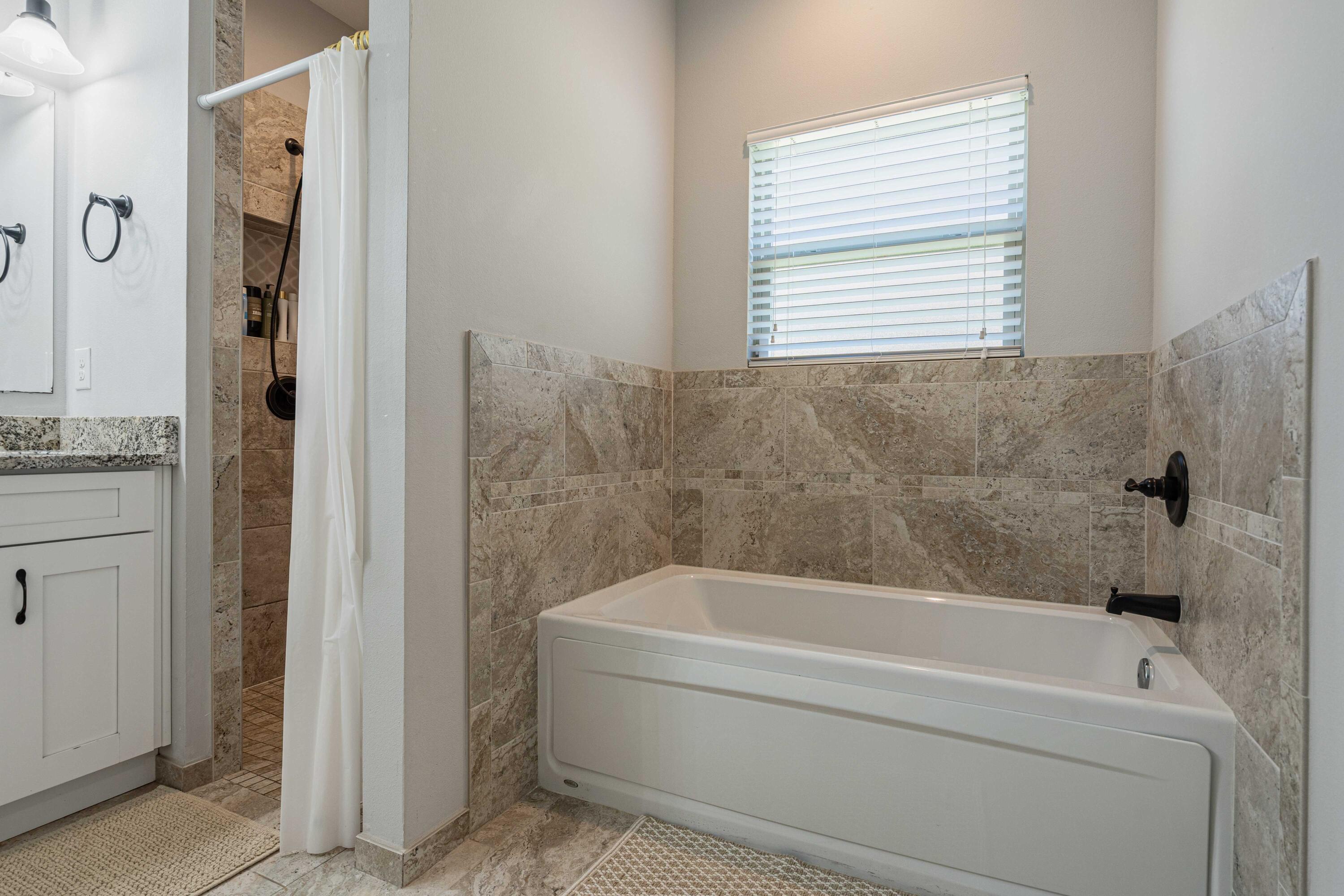 MAGNOLIA HARBOR - Residential