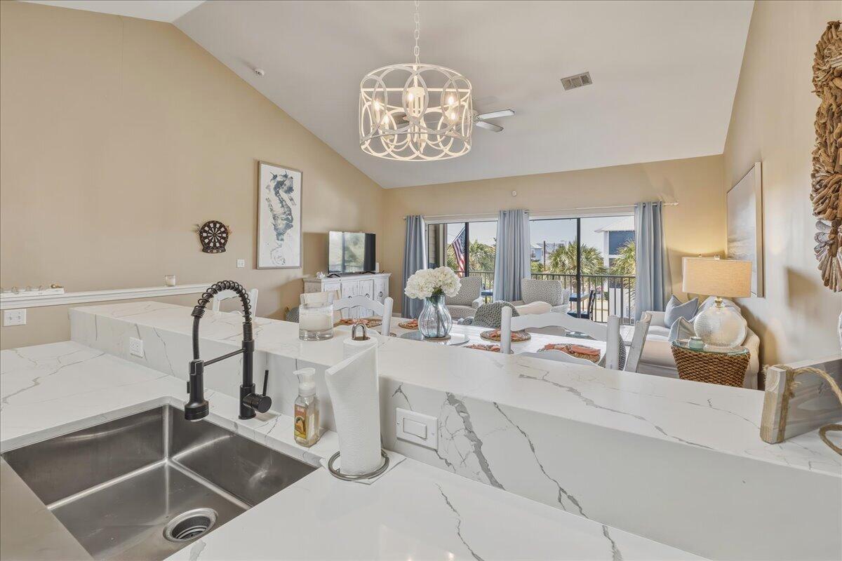 SPYGLASS T/H - Residential