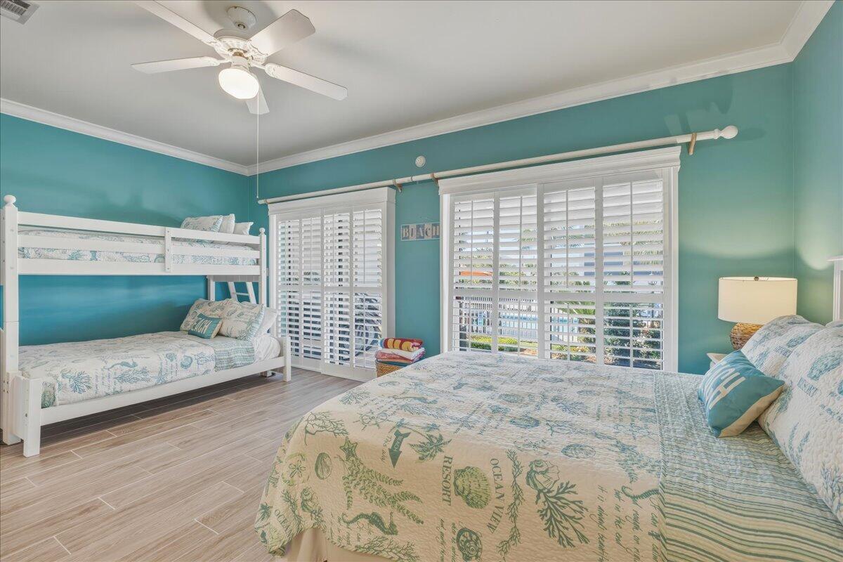 SPYGLASS T/H - Residential