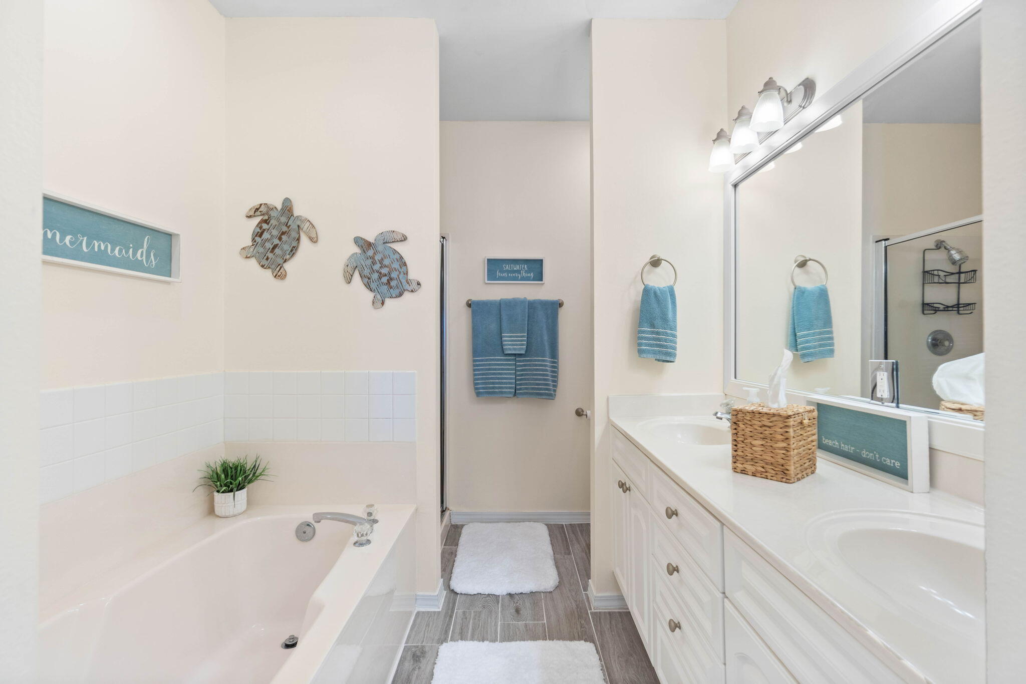 SPYGLASS T/H - Residential