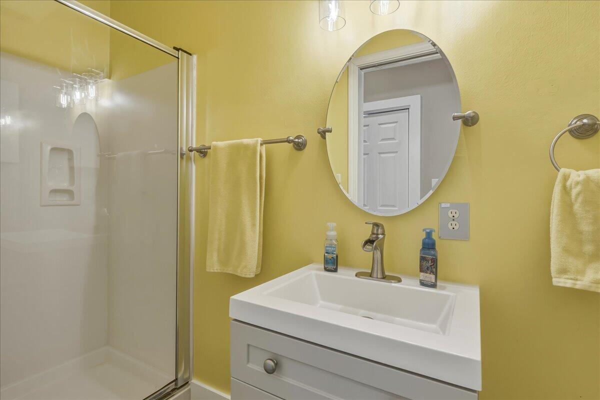 SPYGLASS T/H - Residential