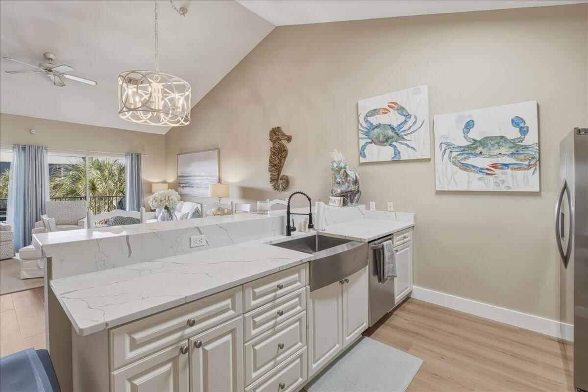 SPYGLASS T/H - Residential